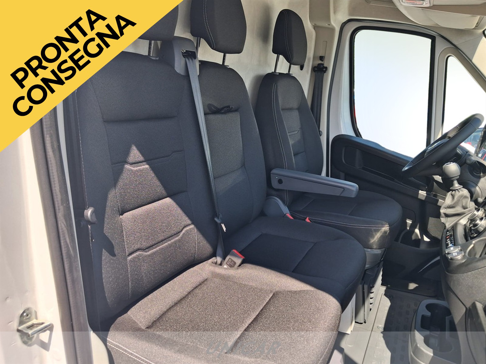 UNICAR Opel Movano