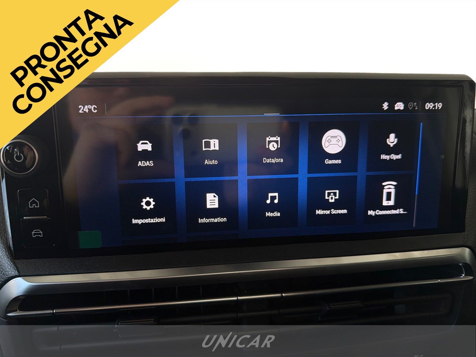 UNICAR Opel Zafira Life