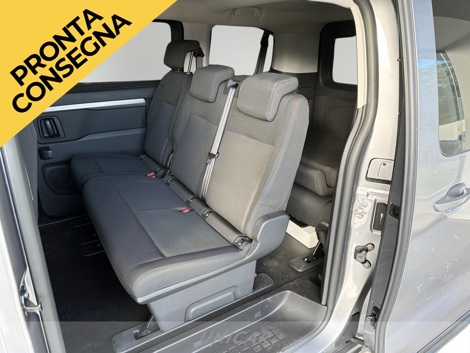 UNICAR Opel Zafira Life