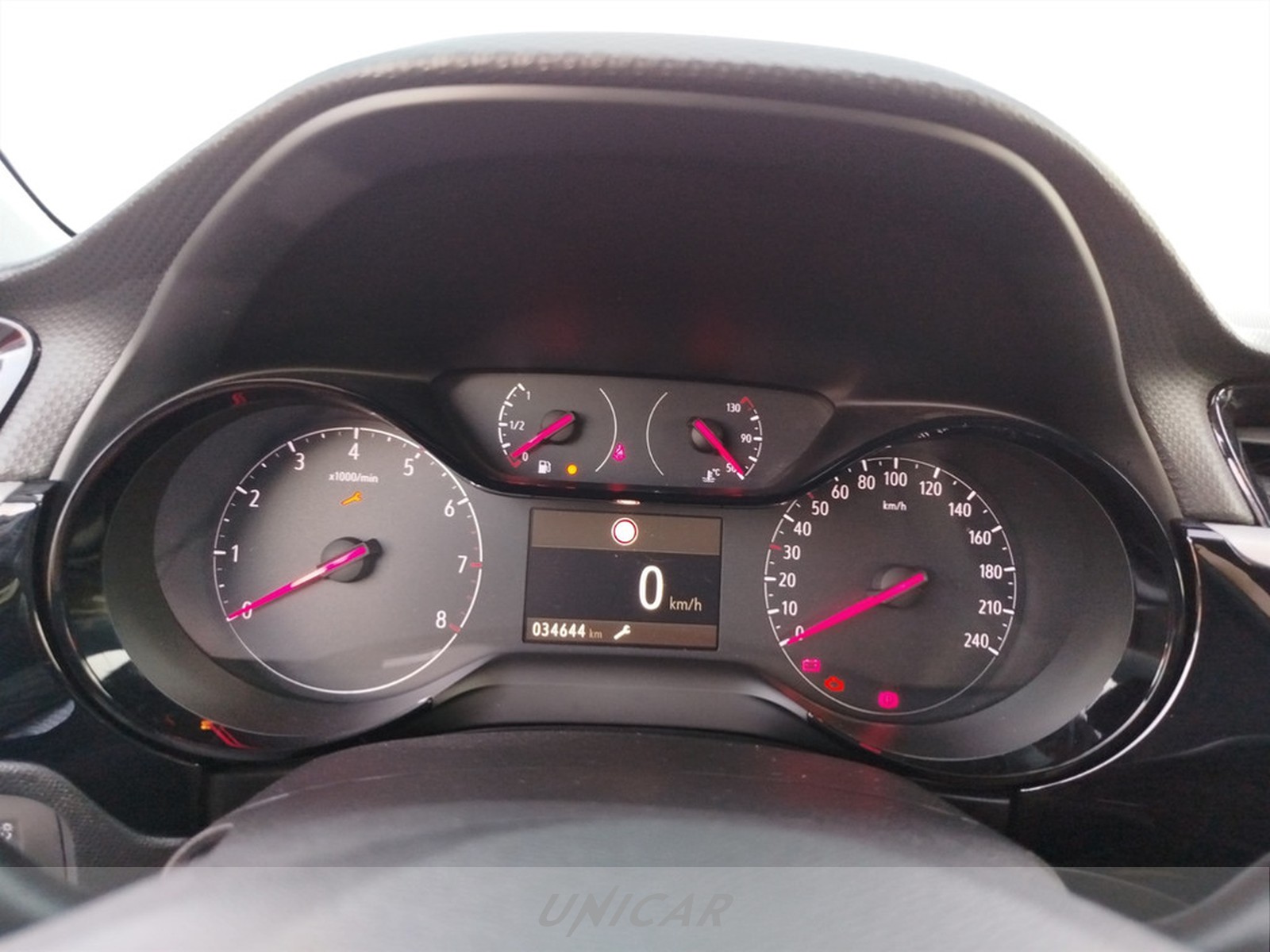 UNICAR Opel Corsa