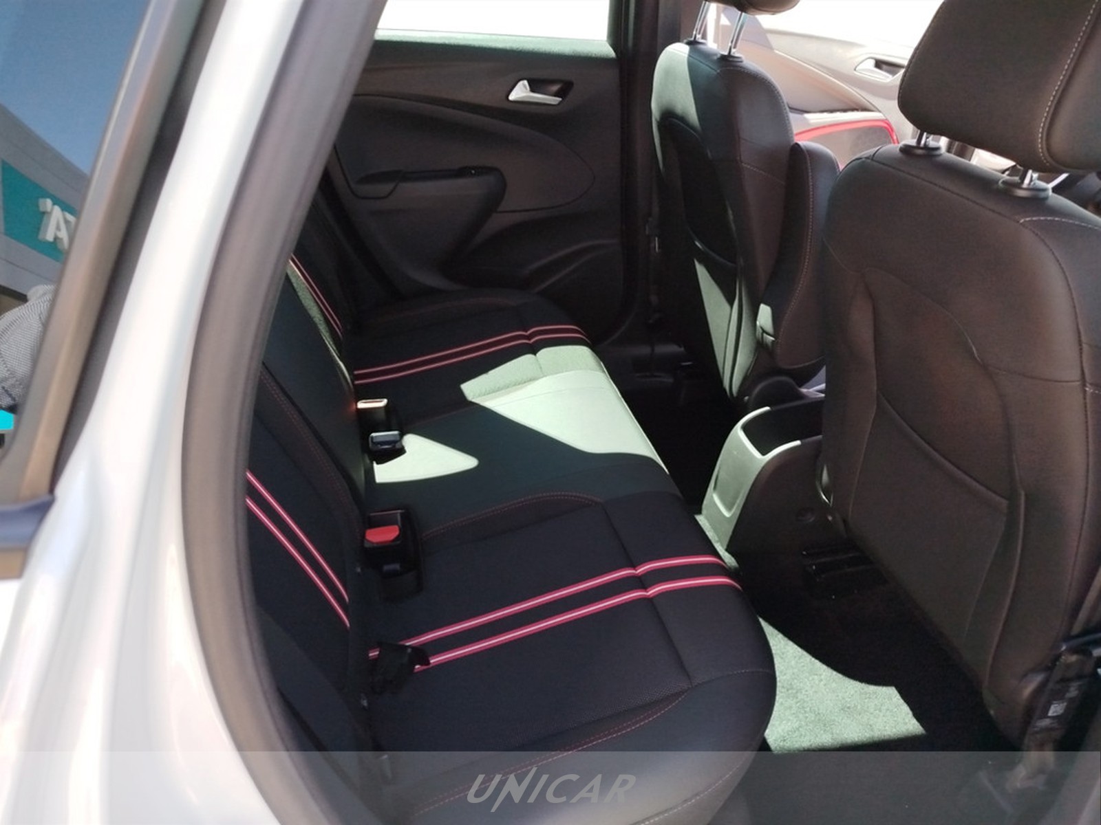 UNICAR Opel Crossland