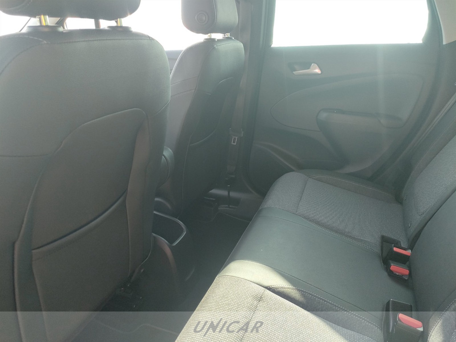 UNICAR Opel Crossland