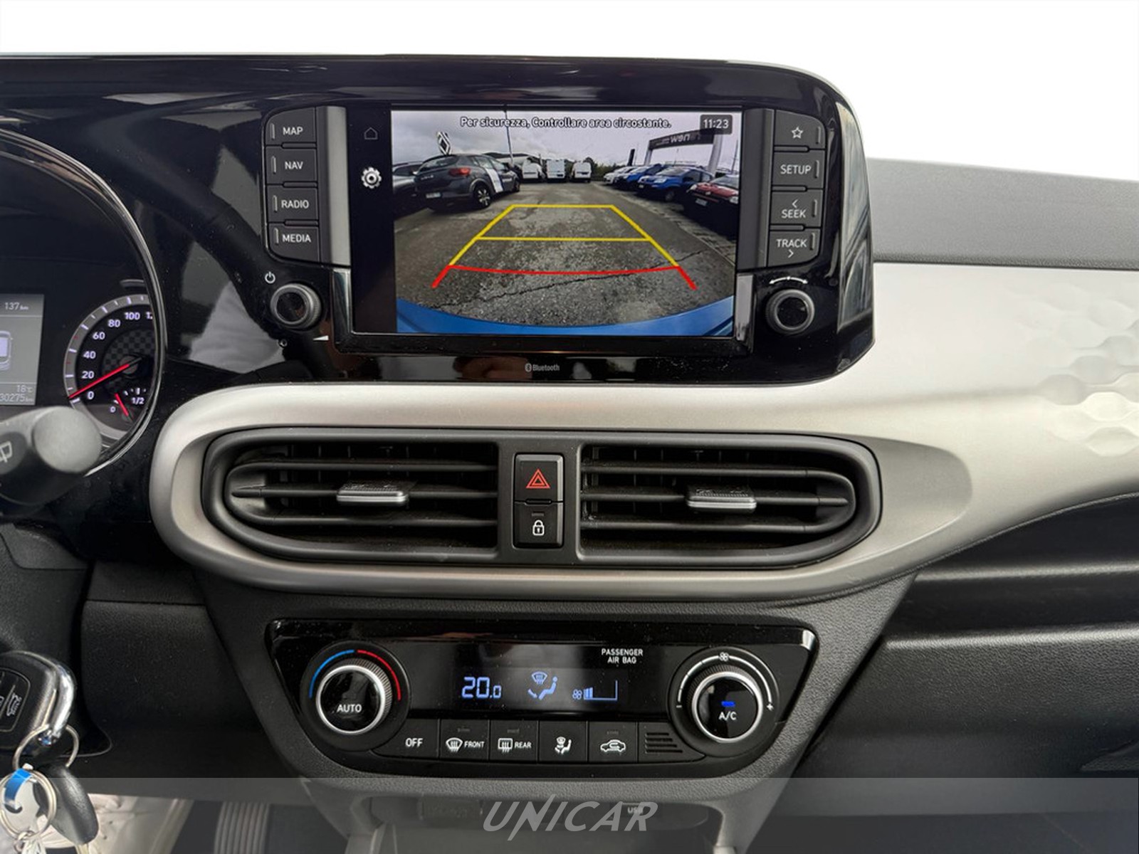 UNICAR Hyundai i10