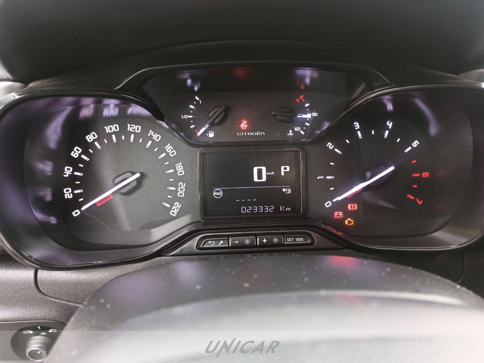UNICAR Citroen C3
