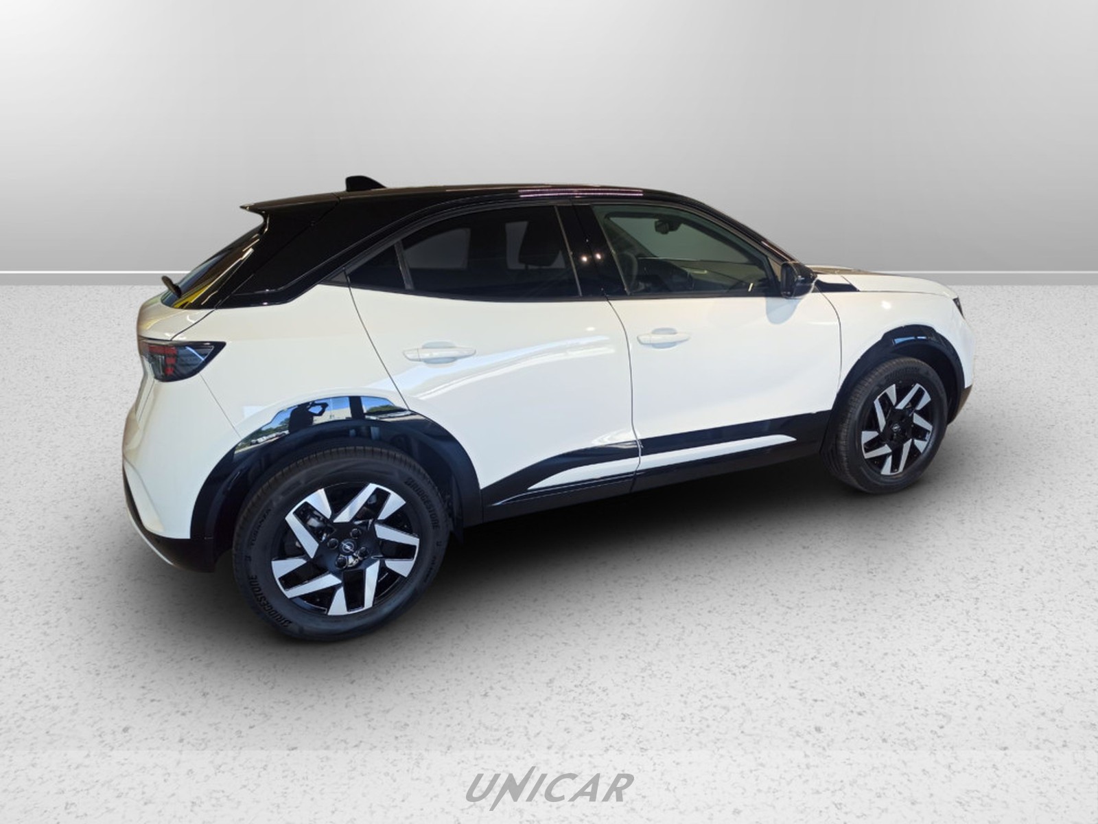 UNICAR Opel Mokka