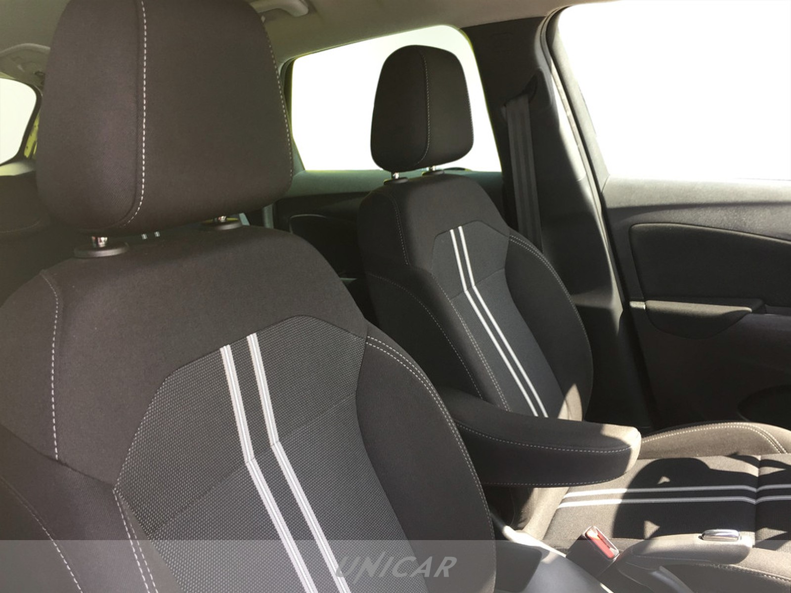 UNICAR Opel Crossland