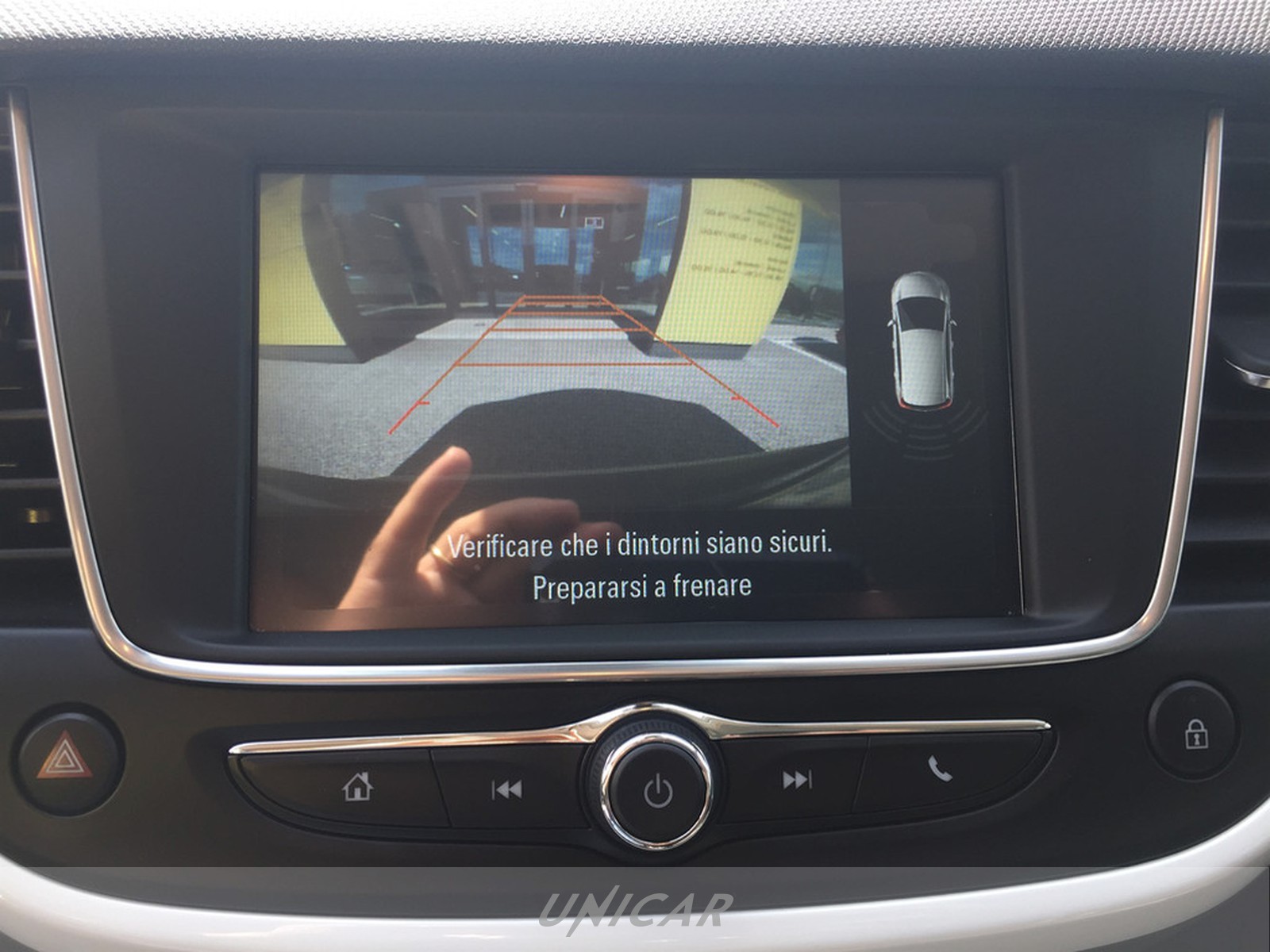 UNICAR Opel Crossland