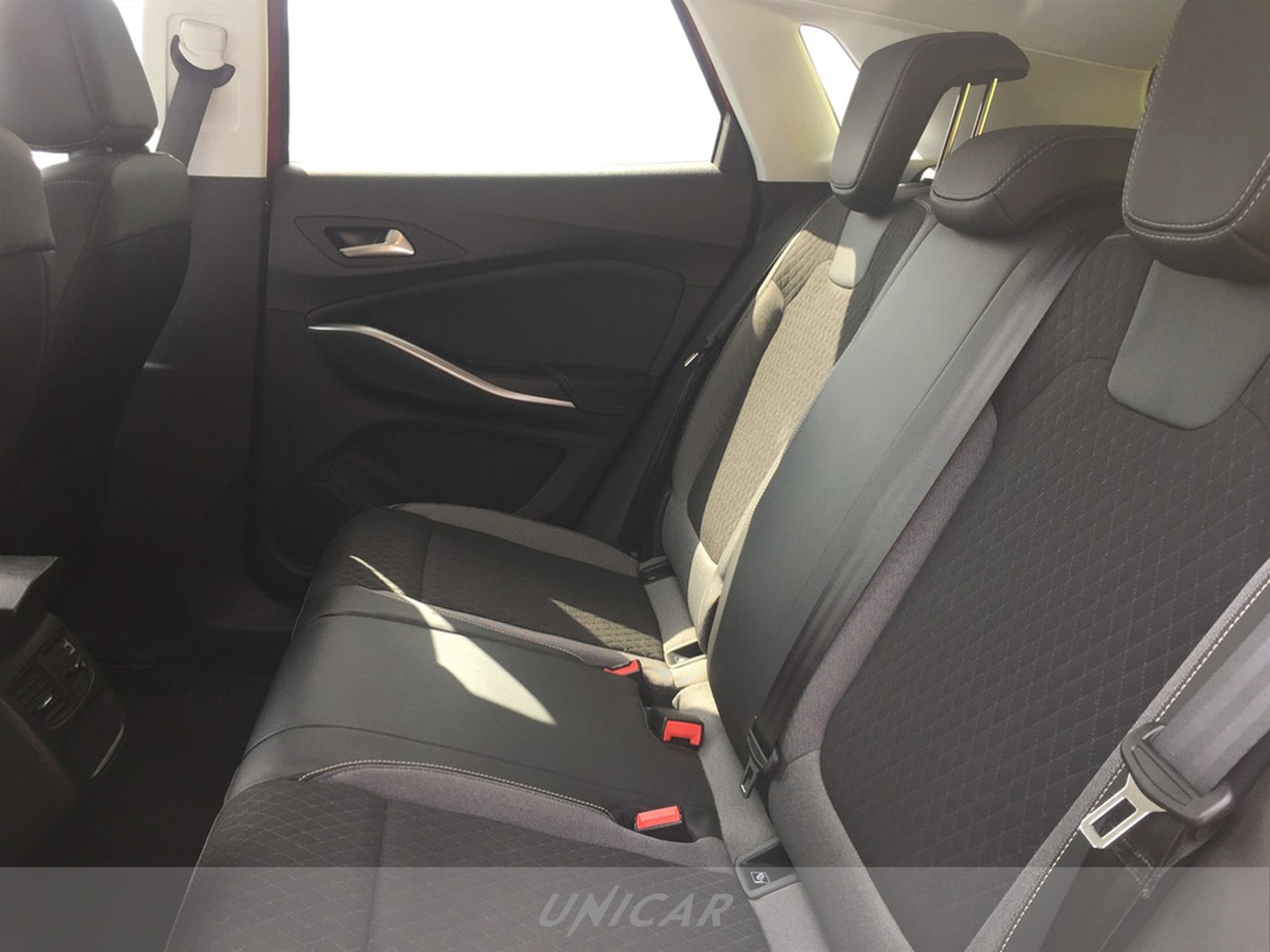 UNICAR Opel Grandland