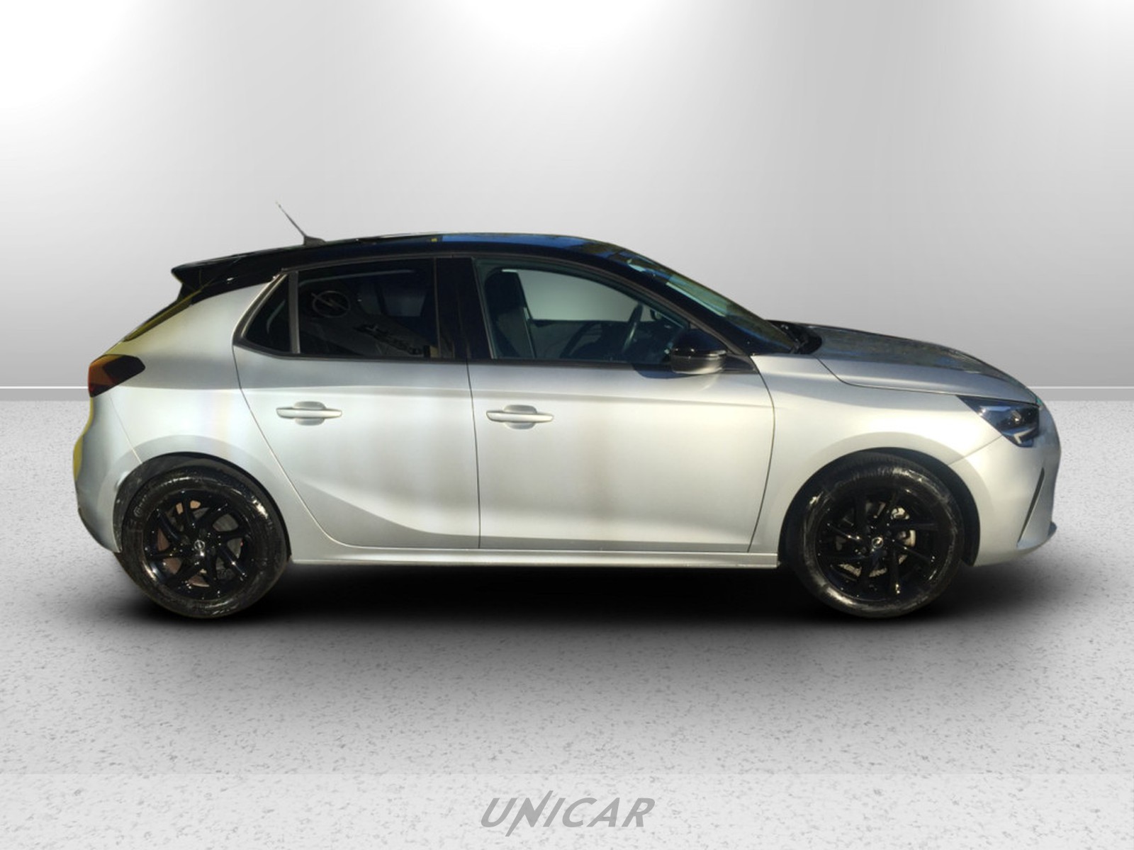 UNICAR Opel Corsa