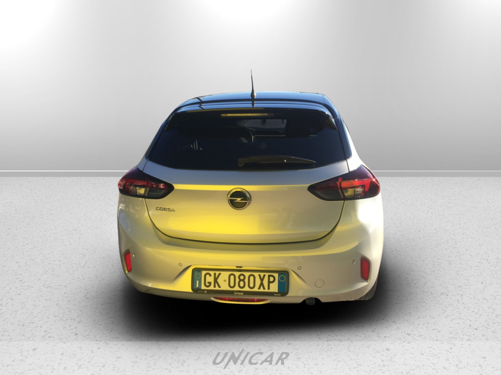UNICAR Opel Corsa