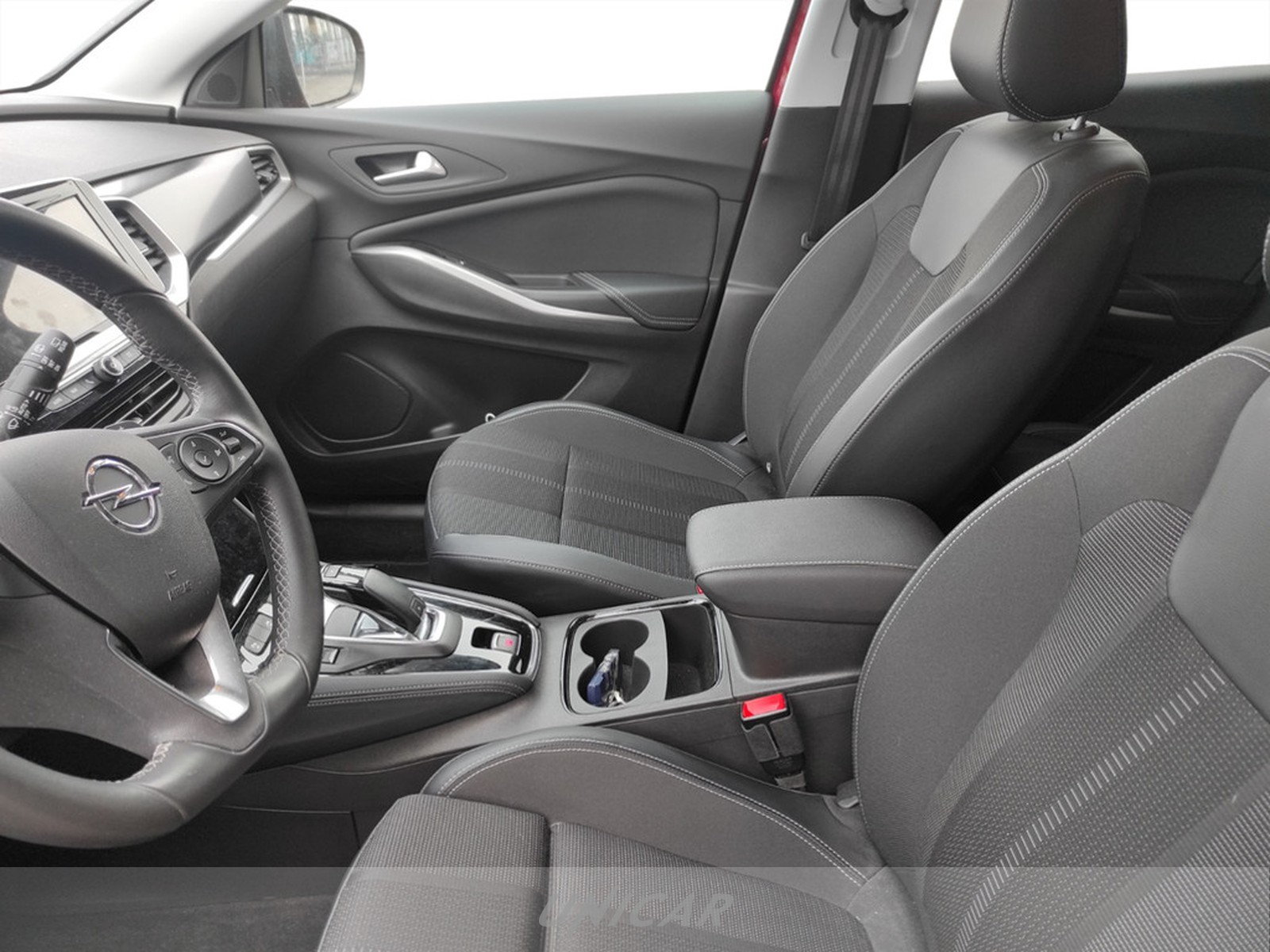 UNICAR Opel Grandland X