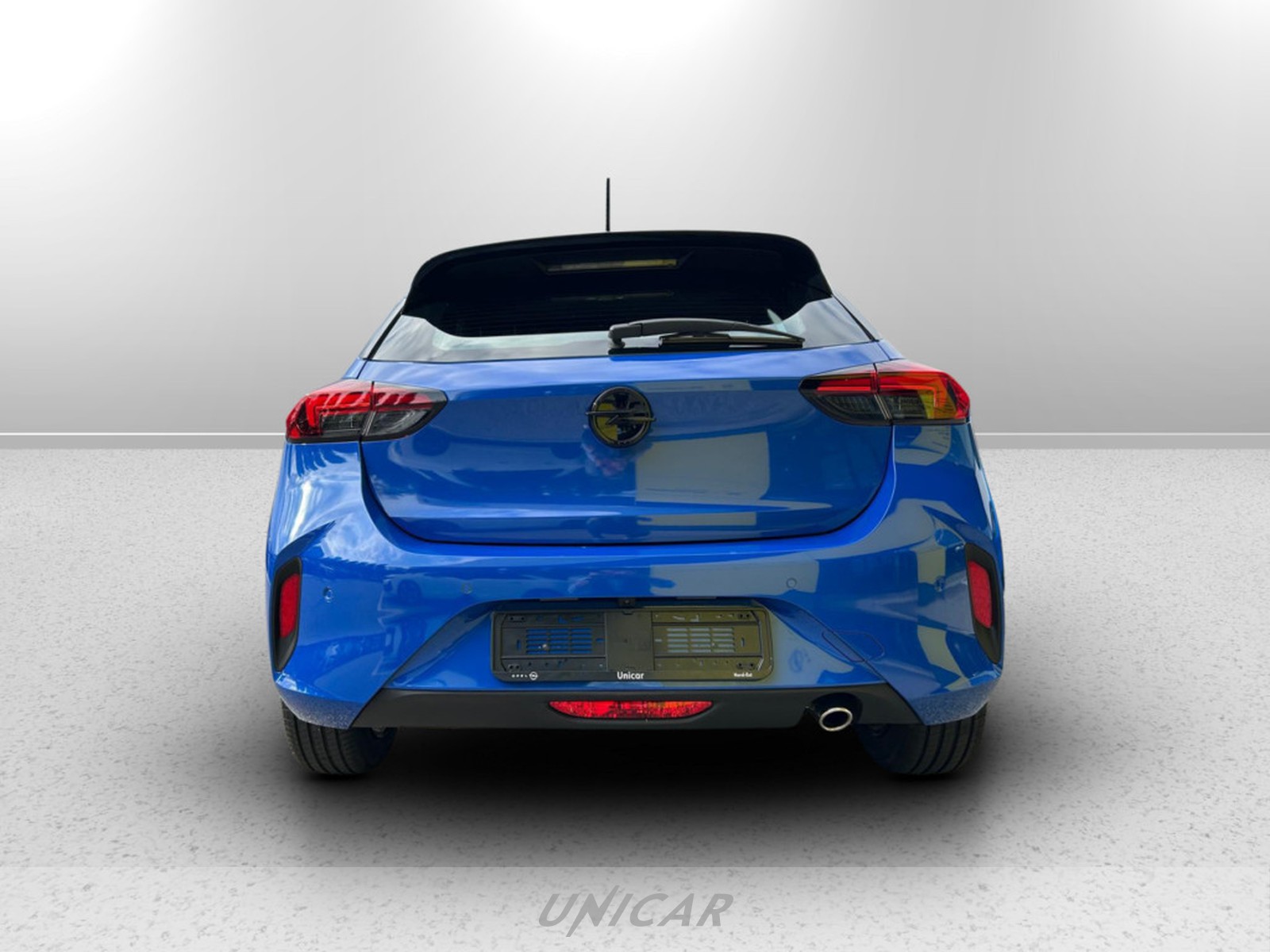 UNICAR Opel Corsa
