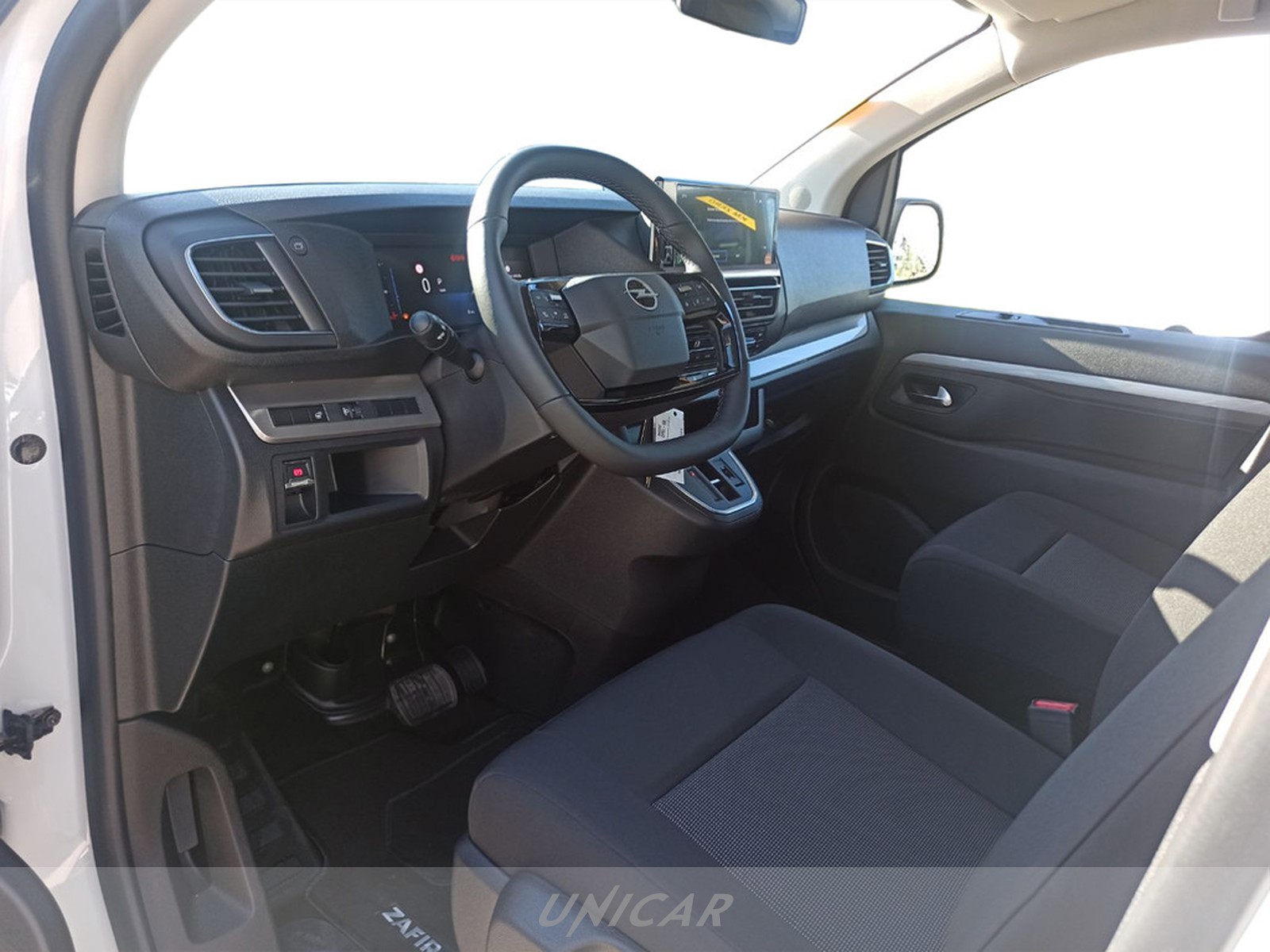 UNICAR Opel Zafira Life