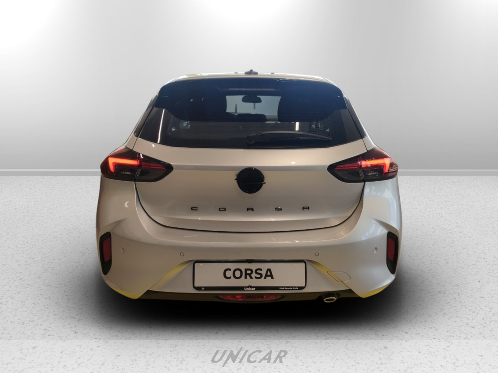 UNICAR Opel Corsa