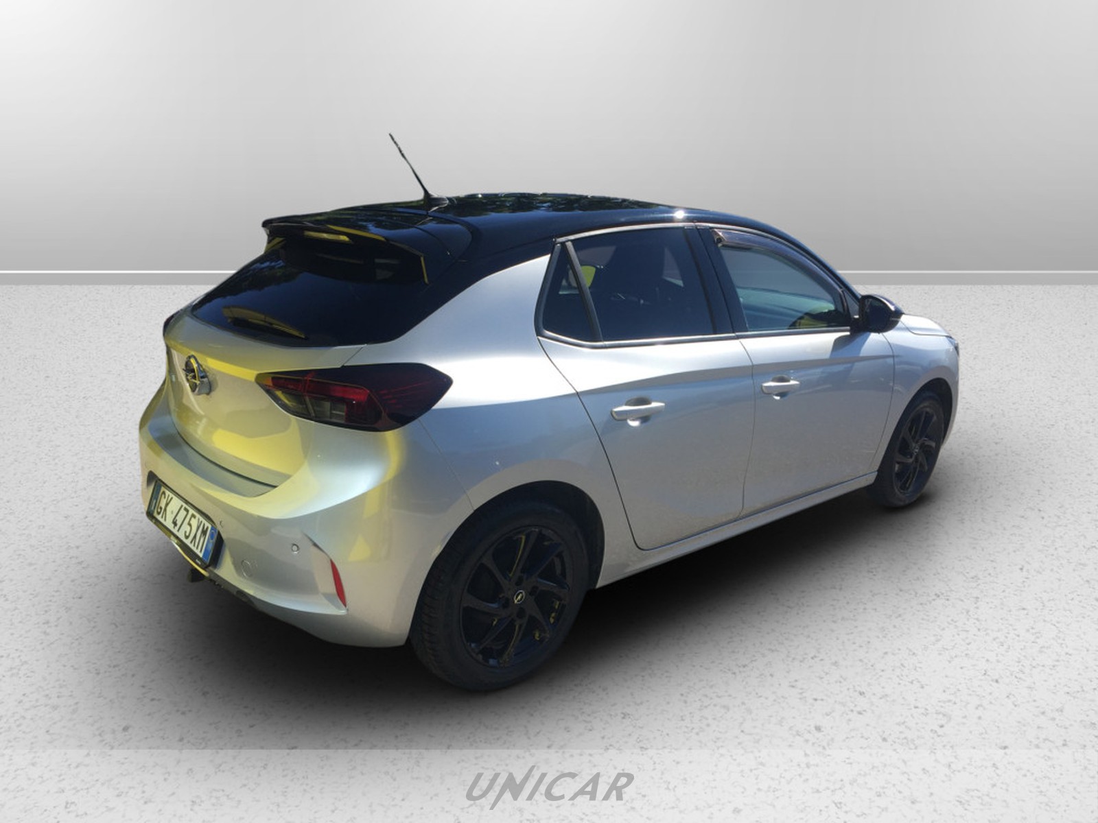 UNICAR Opel Corsa