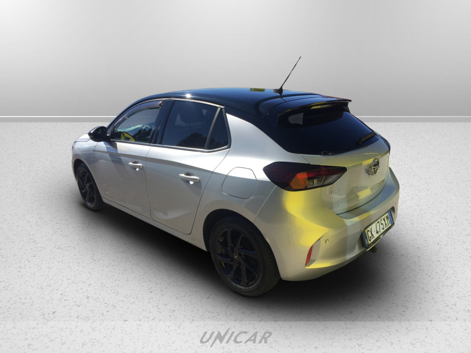 UNICAR Opel Corsa