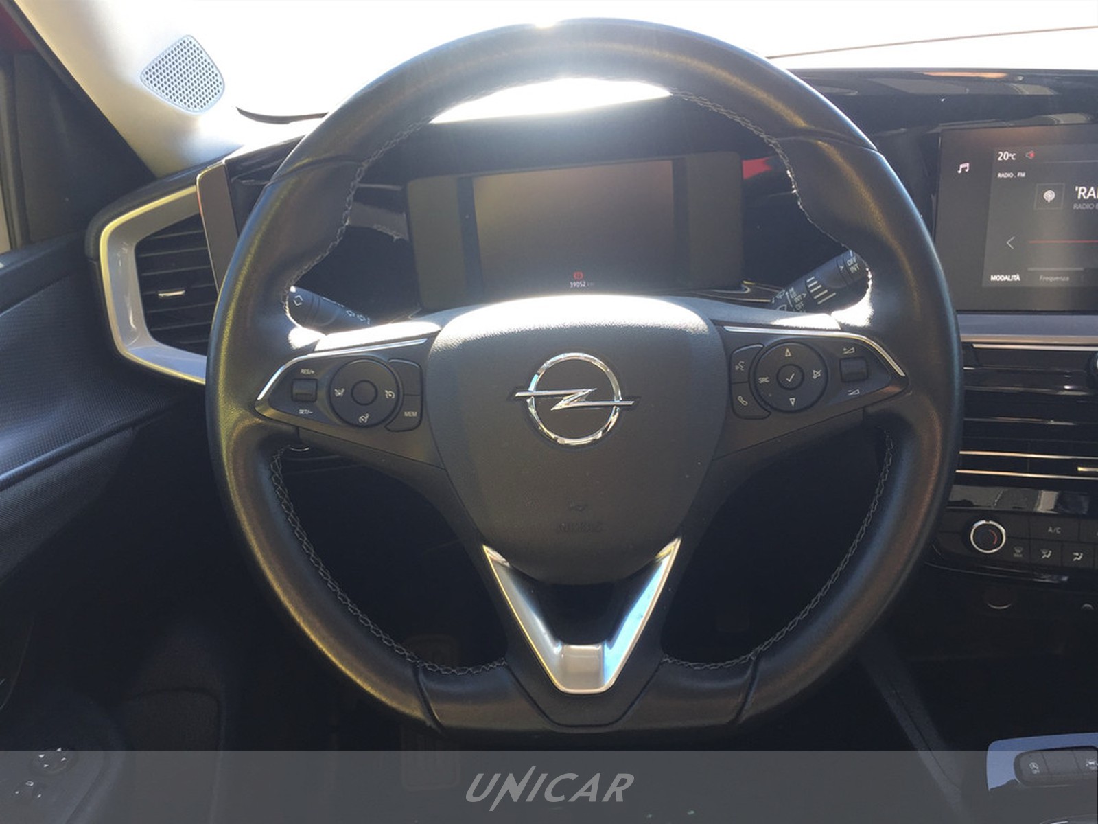 UNICAR Opel Mokka