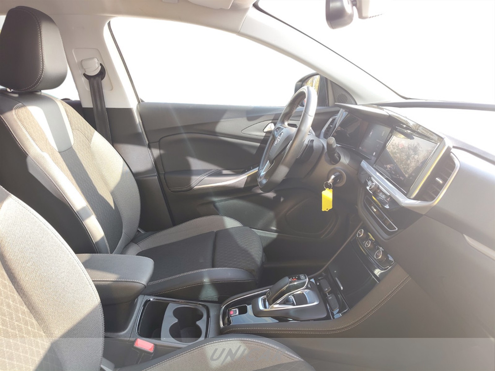 UNICAR Opel Grandland