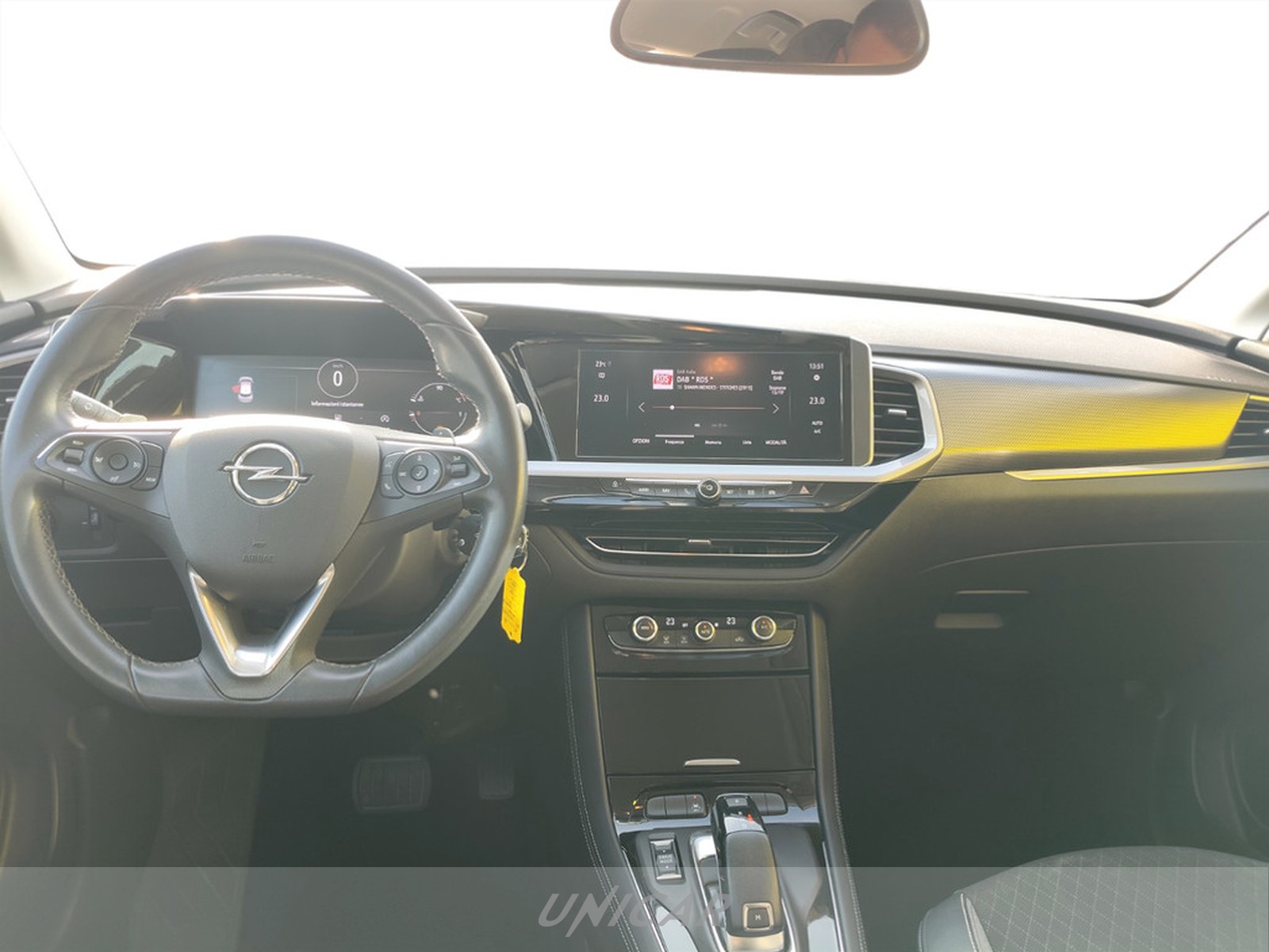 UNICAR Opel Grandland