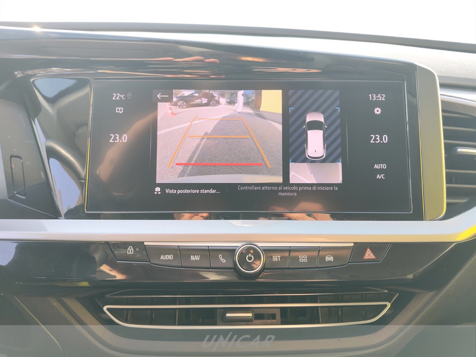 UNICAR Opel Grandland