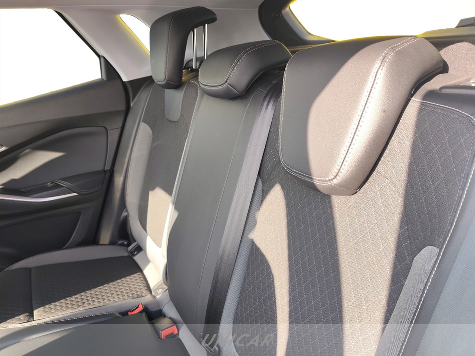 UNICAR Opel Grandland