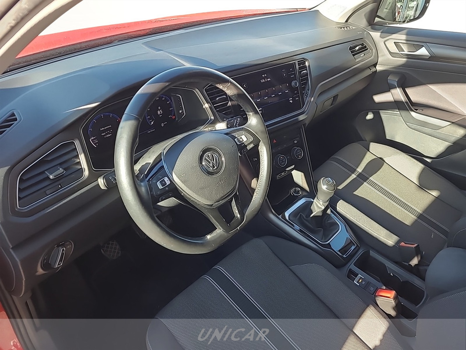 UNICAR Volkswagen T-Roc