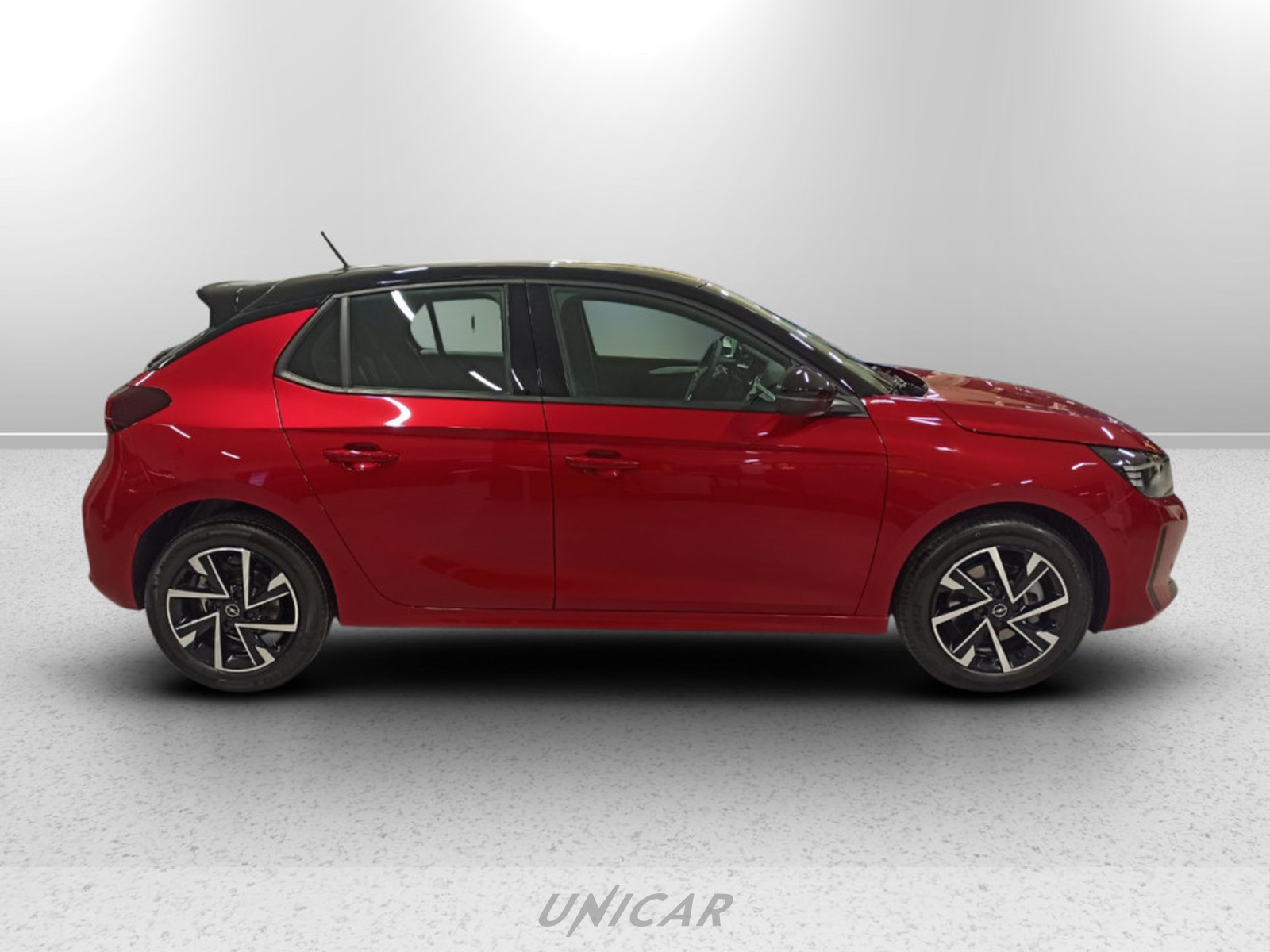 UNICAR Opel Corsa
