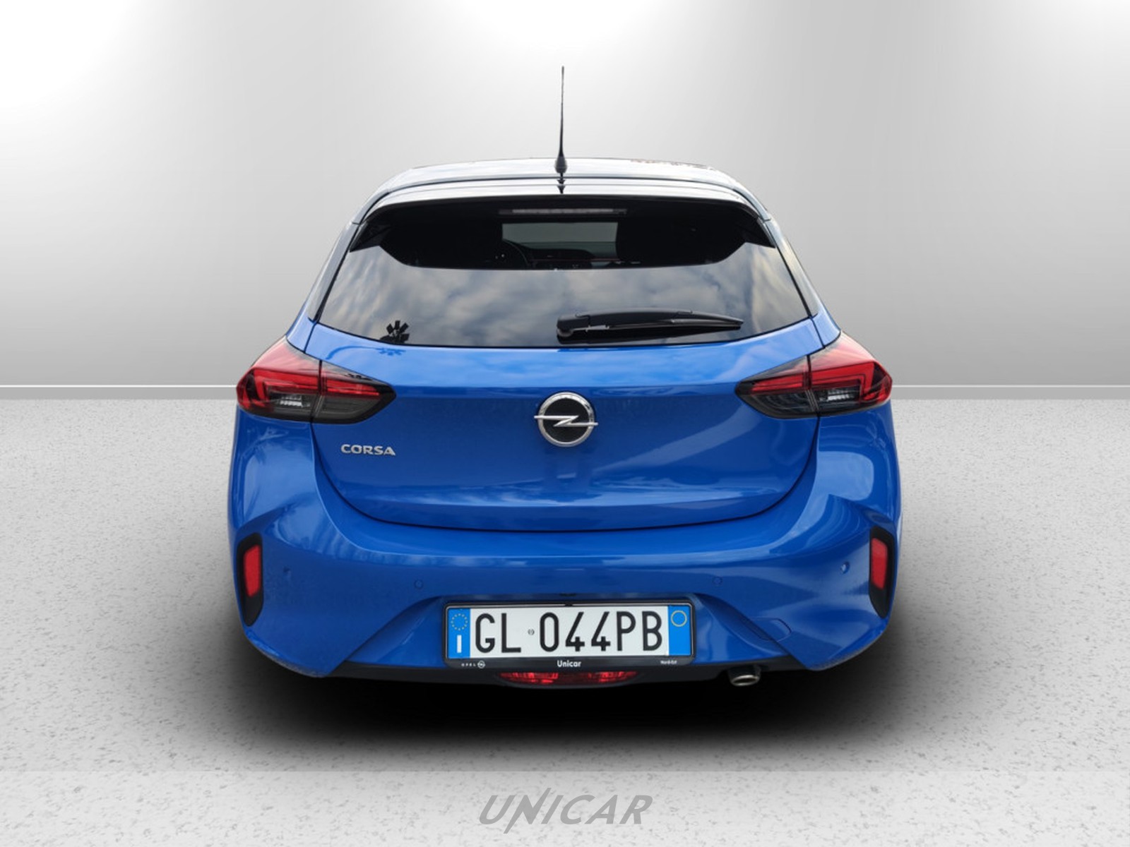 UNICAR Opel Corsa