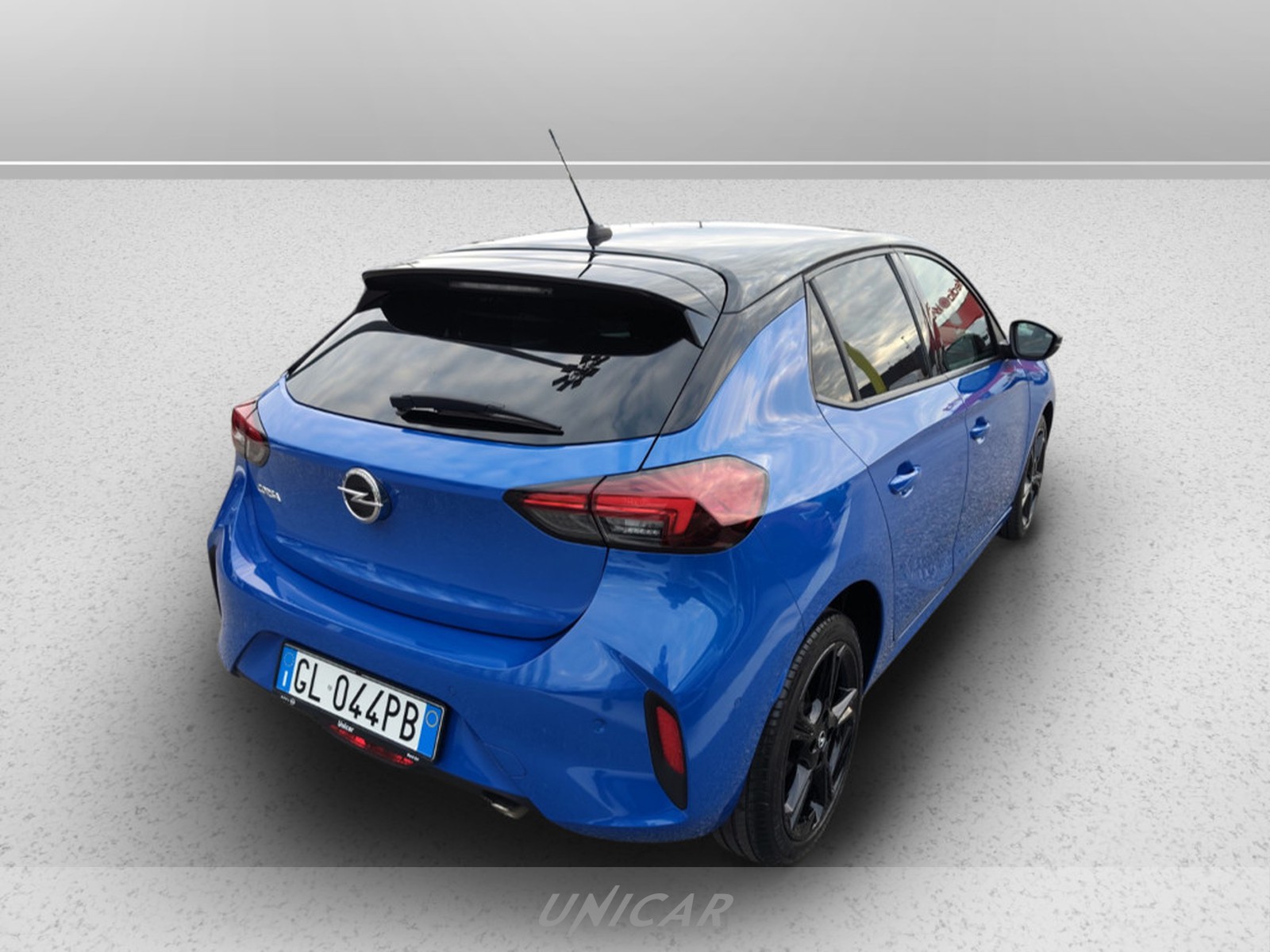 UNICAR Opel Corsa