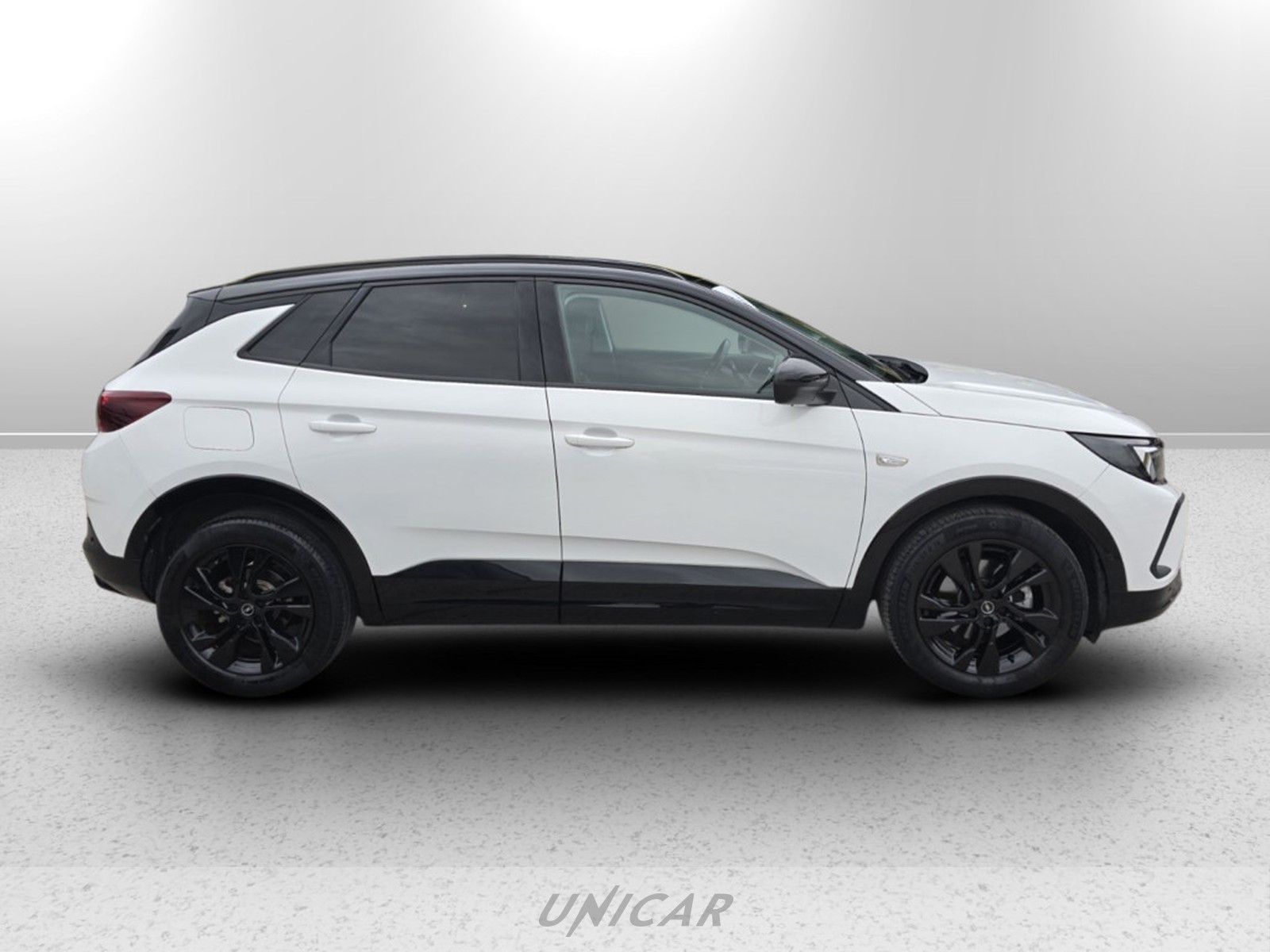 UNICAR Opel Grandland