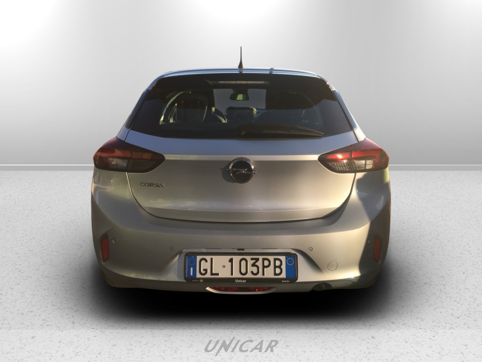 UNICAR Opel Corsa