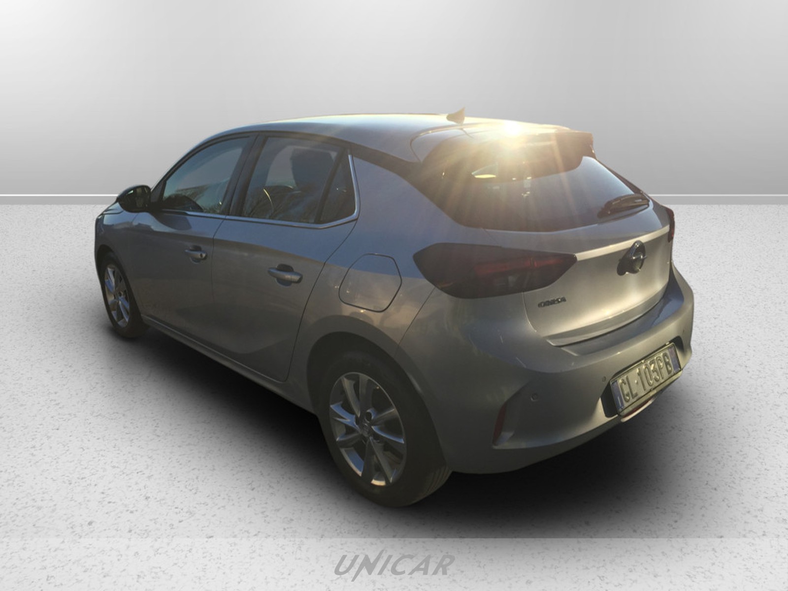 UNICAR Opel Corsa