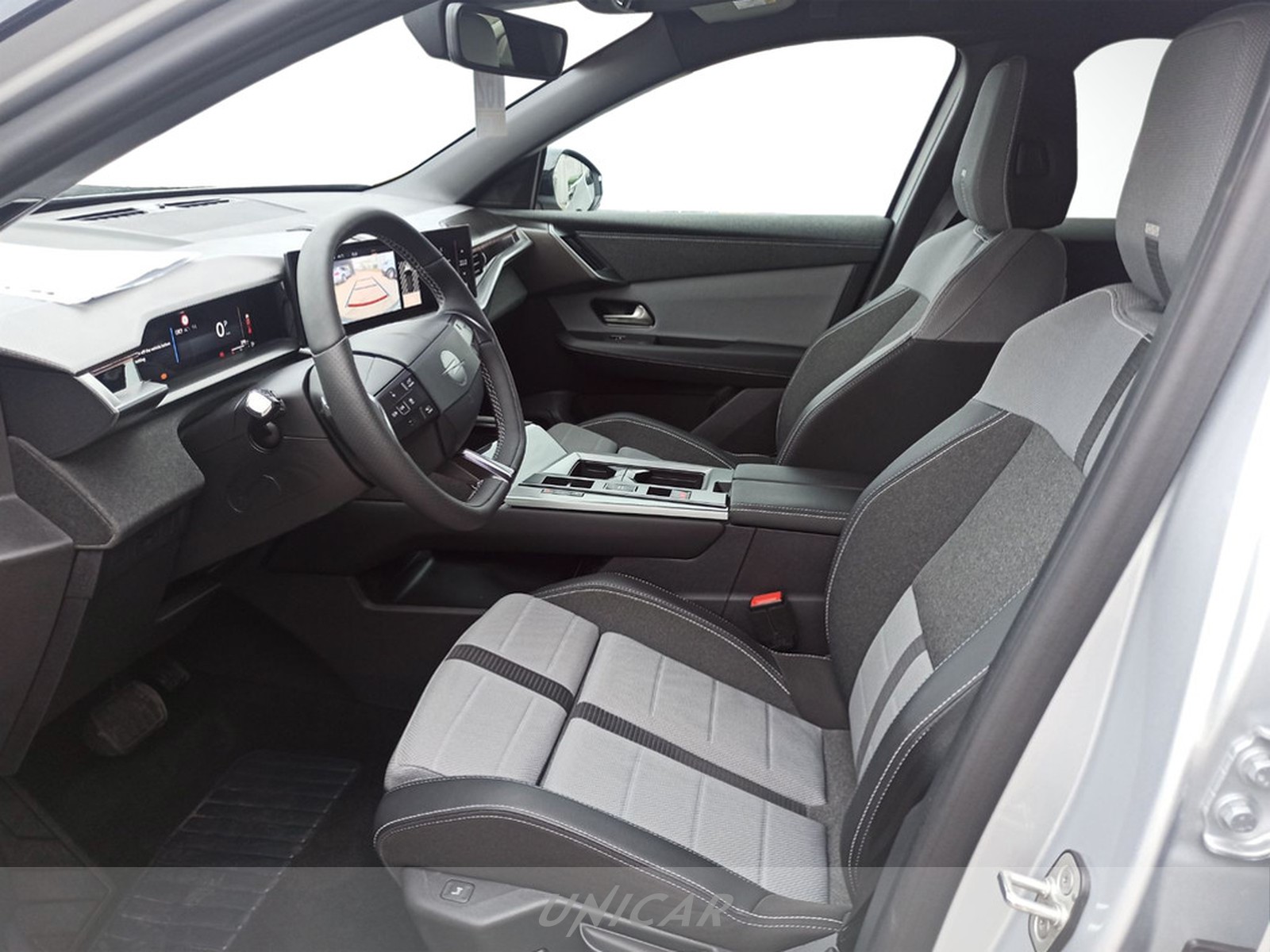 UNICAR Opel Grandland