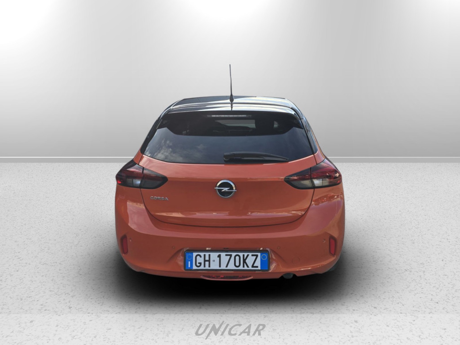 UNICAR Opel Corsa