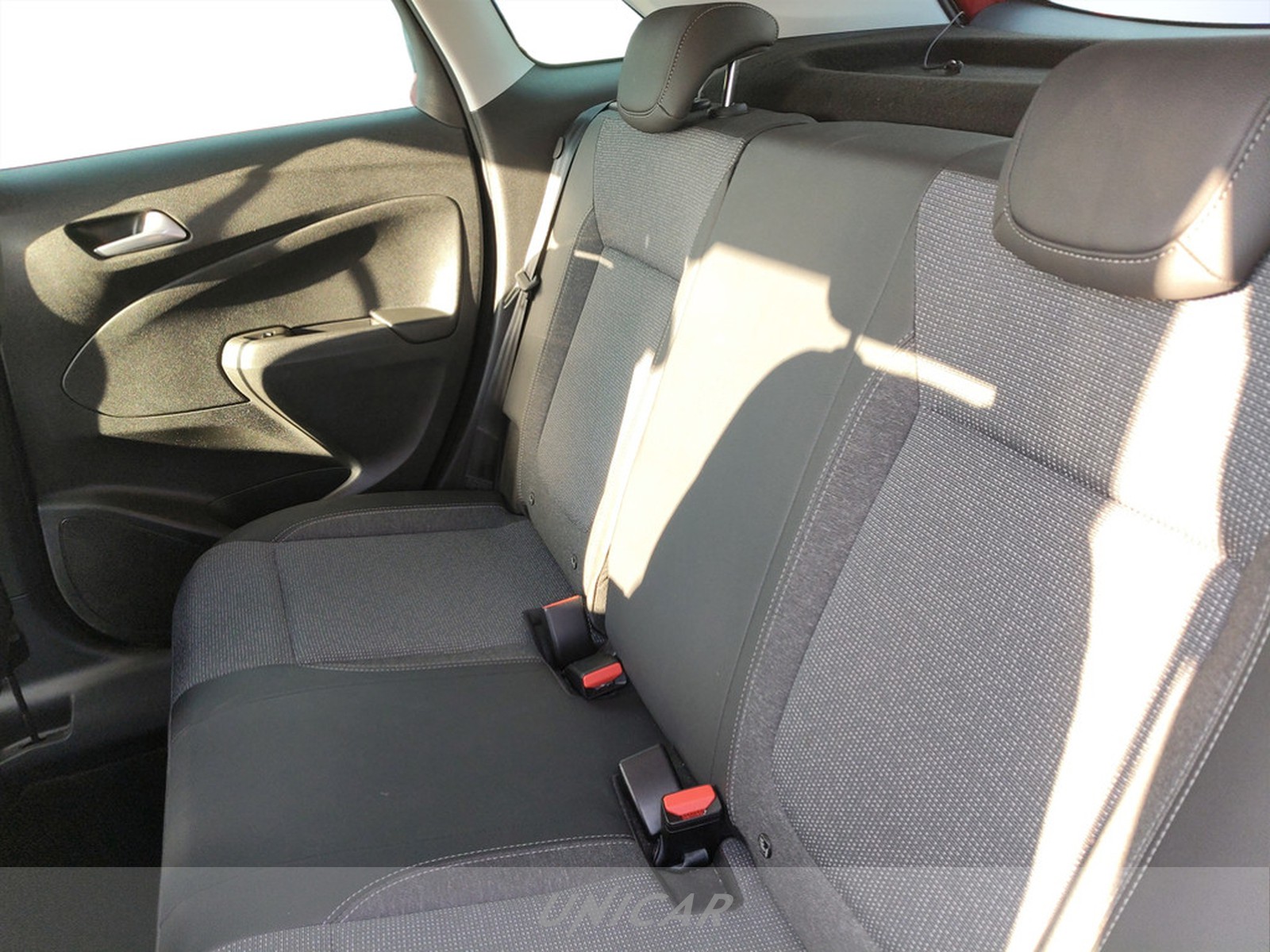 UNICAR Opel Crossland