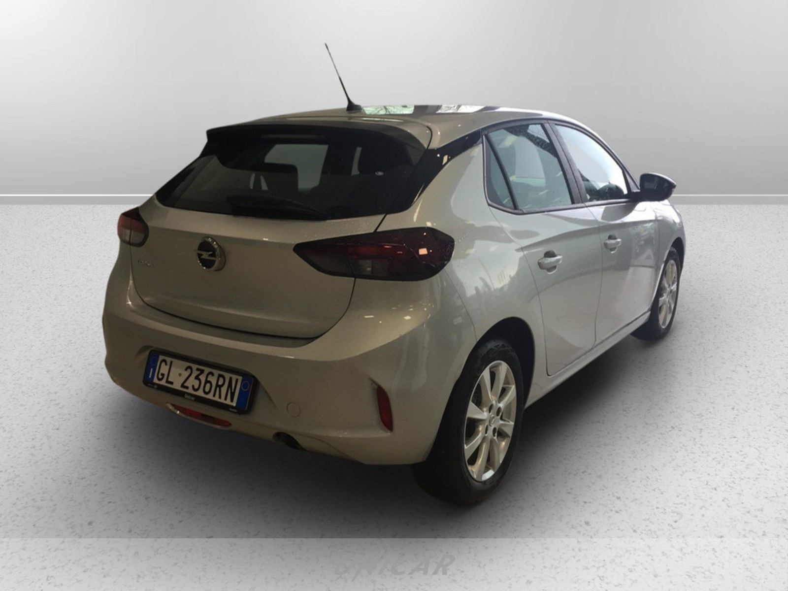 UNICAR Opel Corsa
