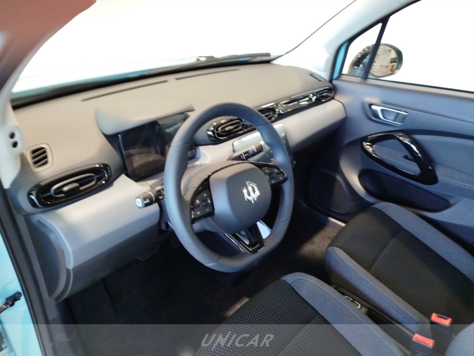 UNICAR Leapmotor T03