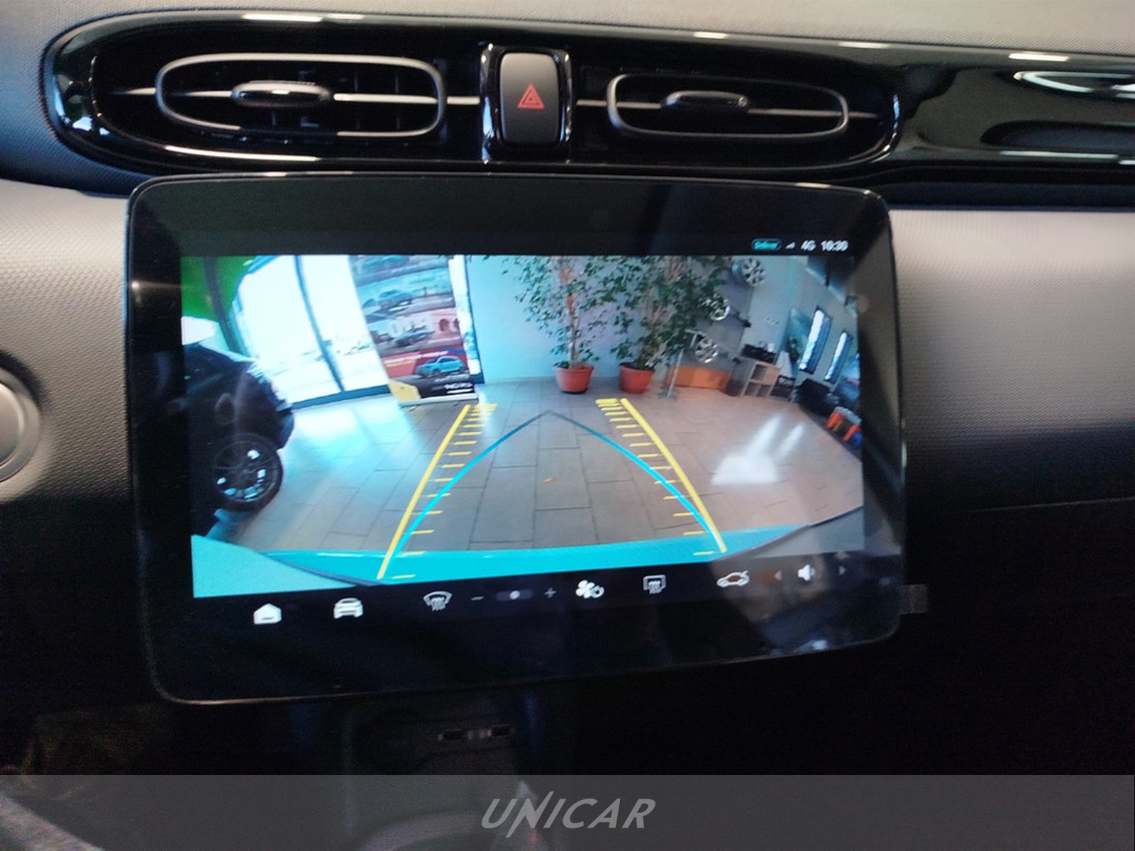 UNICAR Leapmotor T03