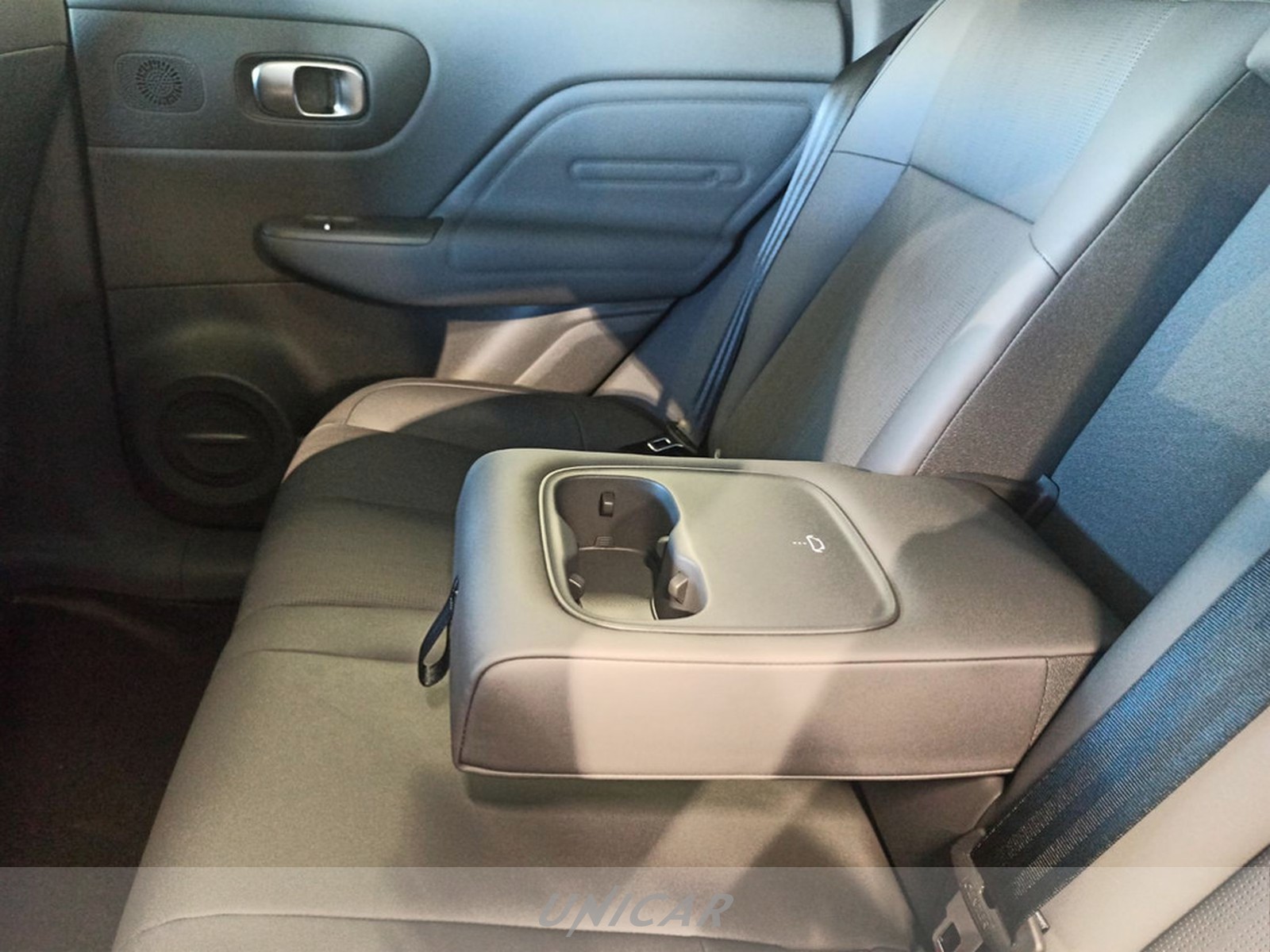 UNICAR Leapmotor B10