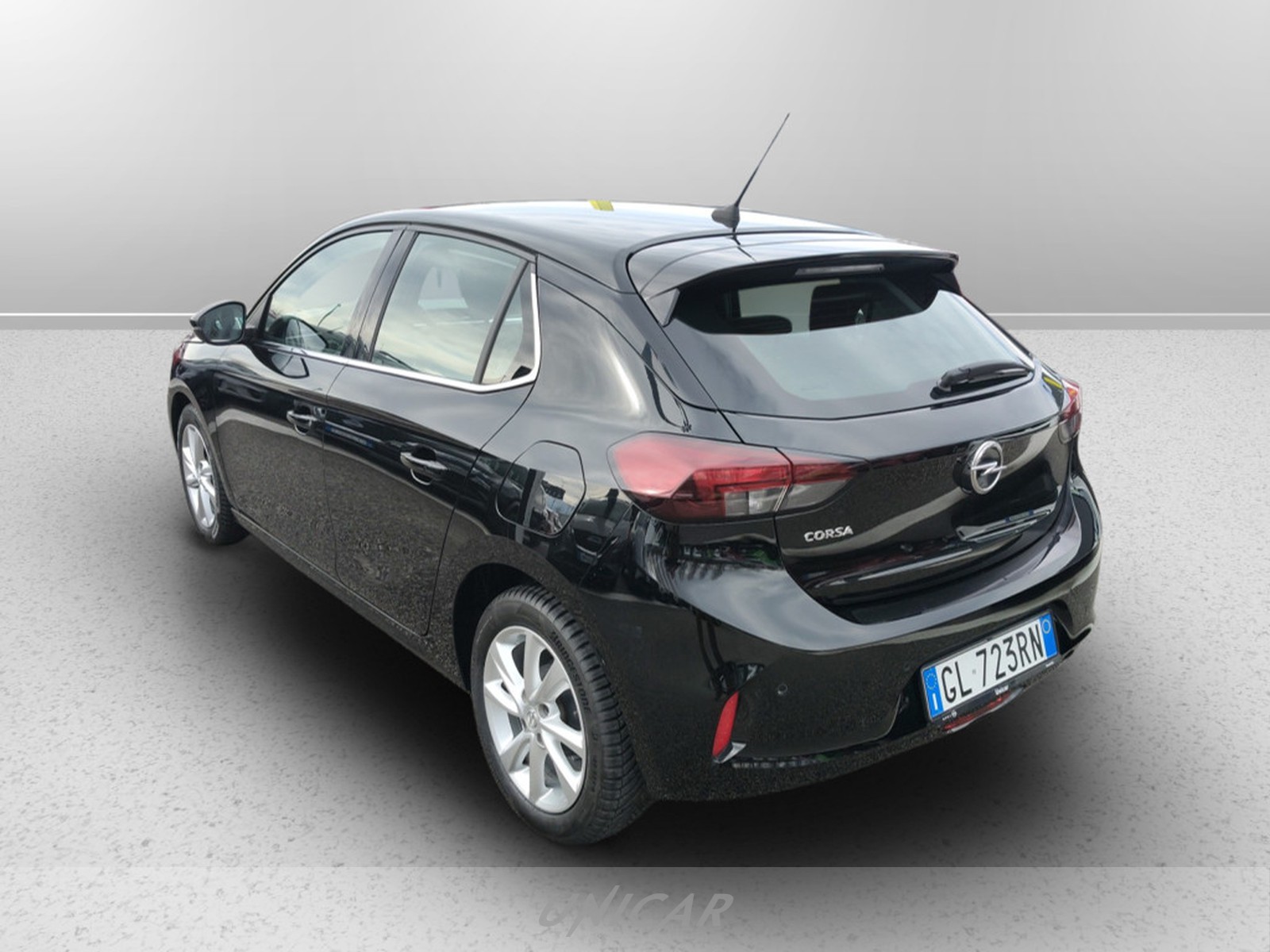 UNICAR Opel Corsa