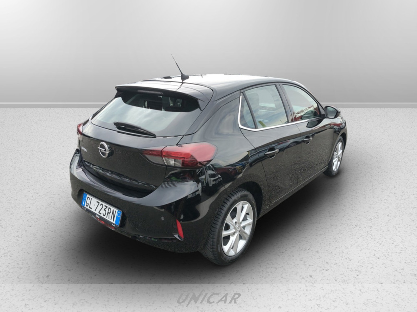 UNICAR Opel Corsa