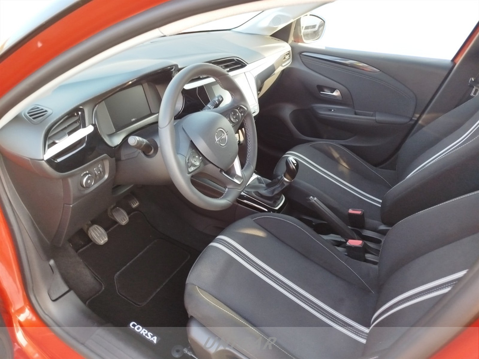 UNICAR Opel Corsa