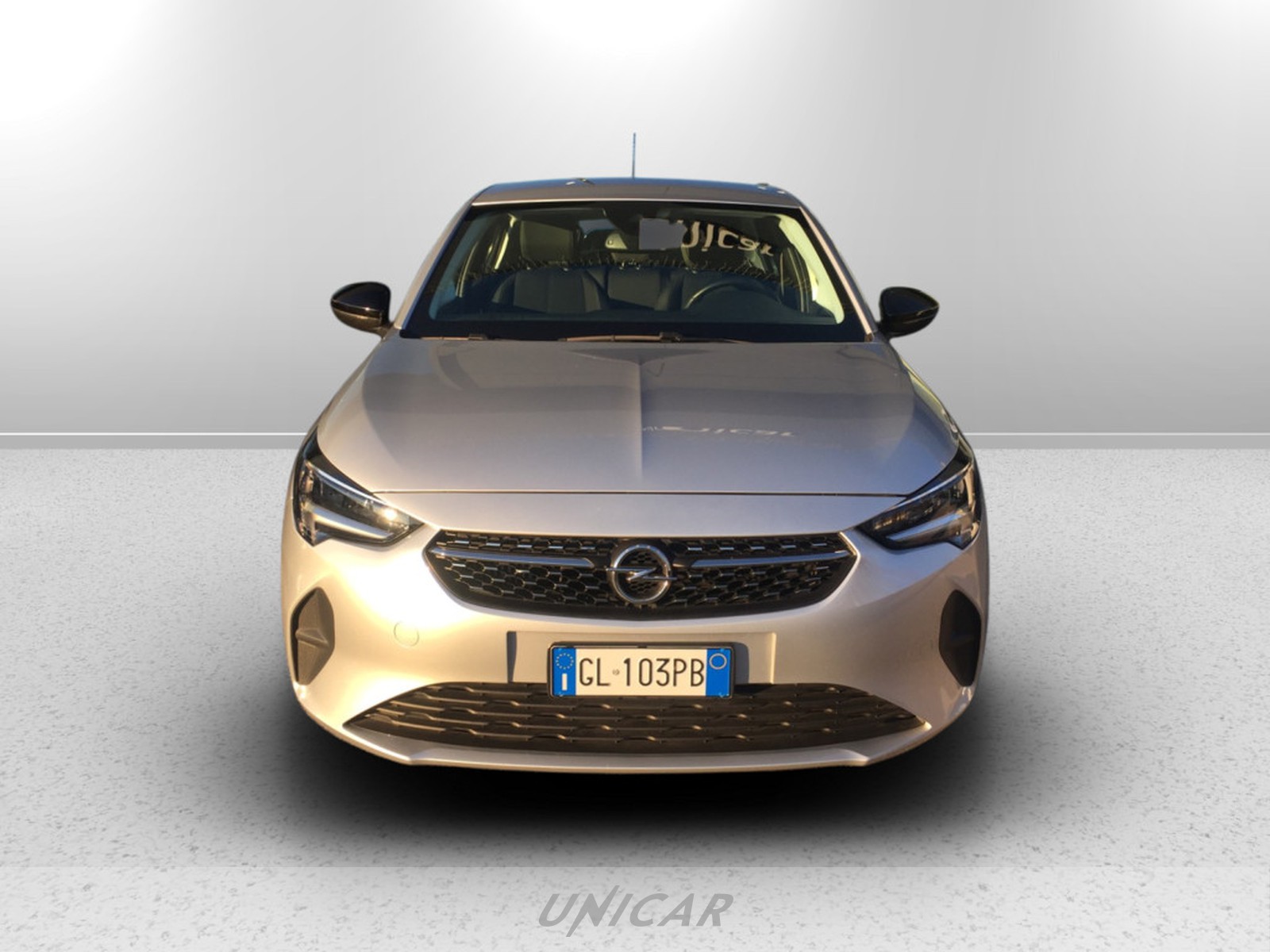 UNICAR Opel Corsa