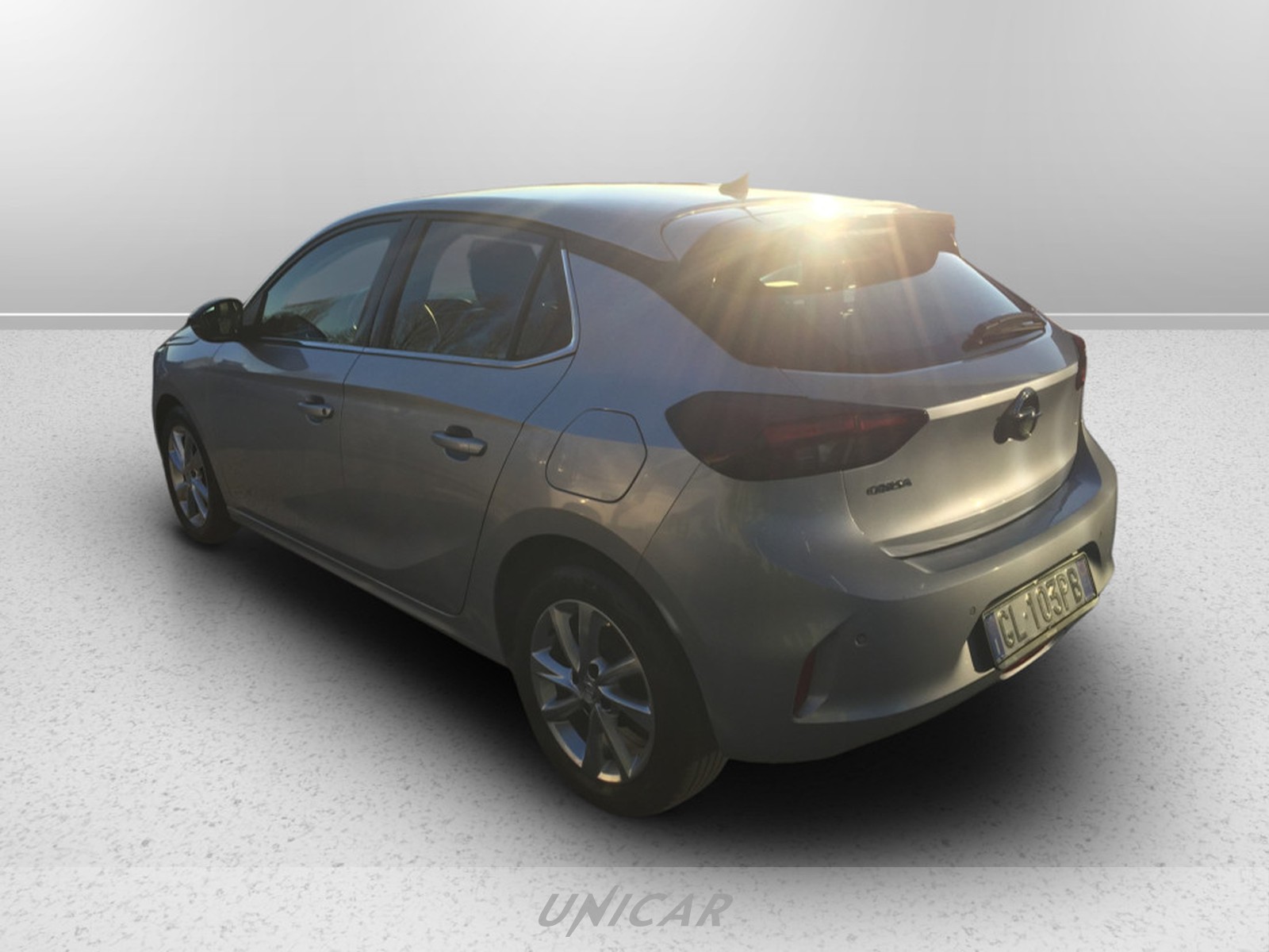 UNICAR Opel Corsa