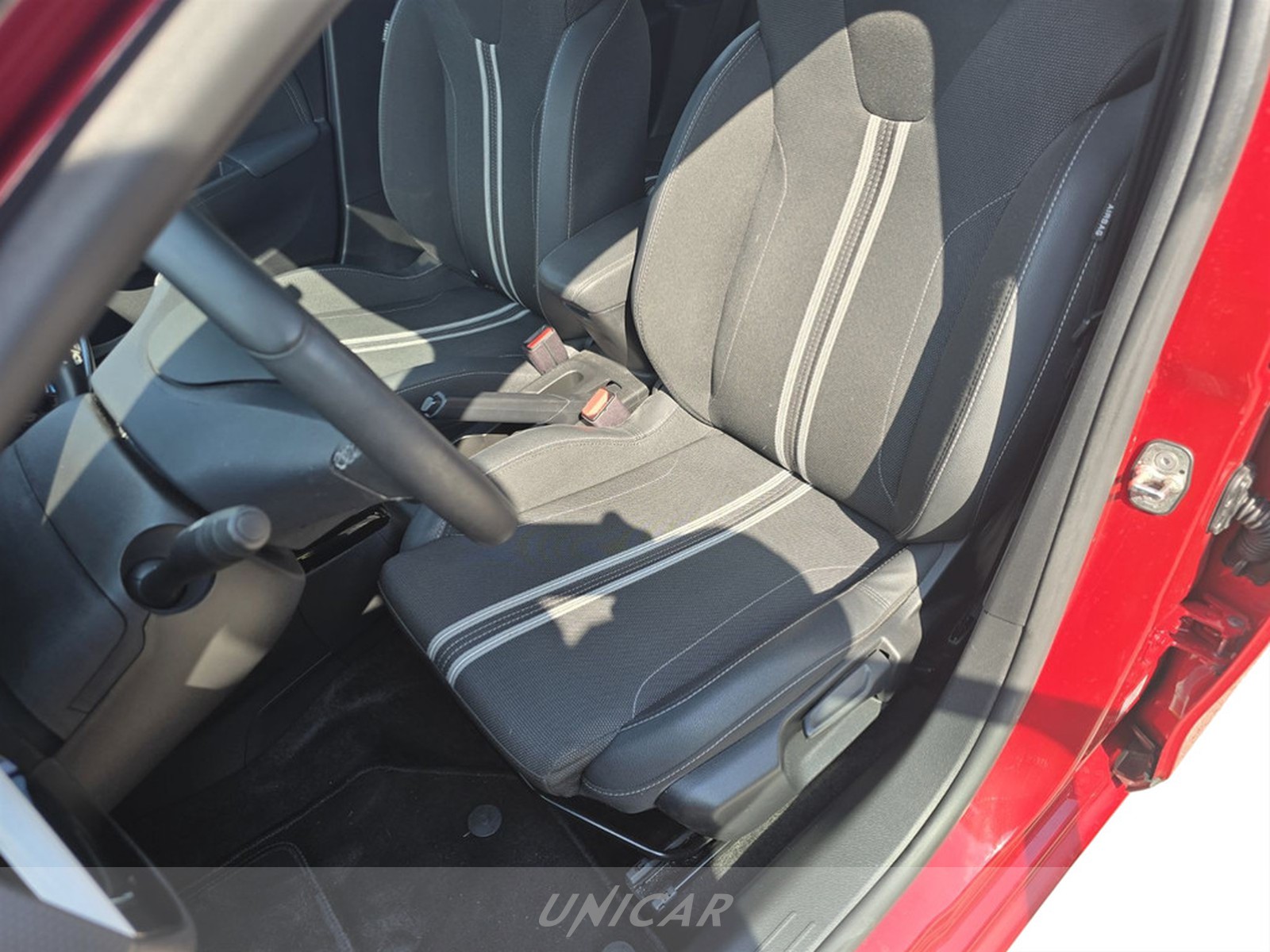 UNICAR Opel Corsa