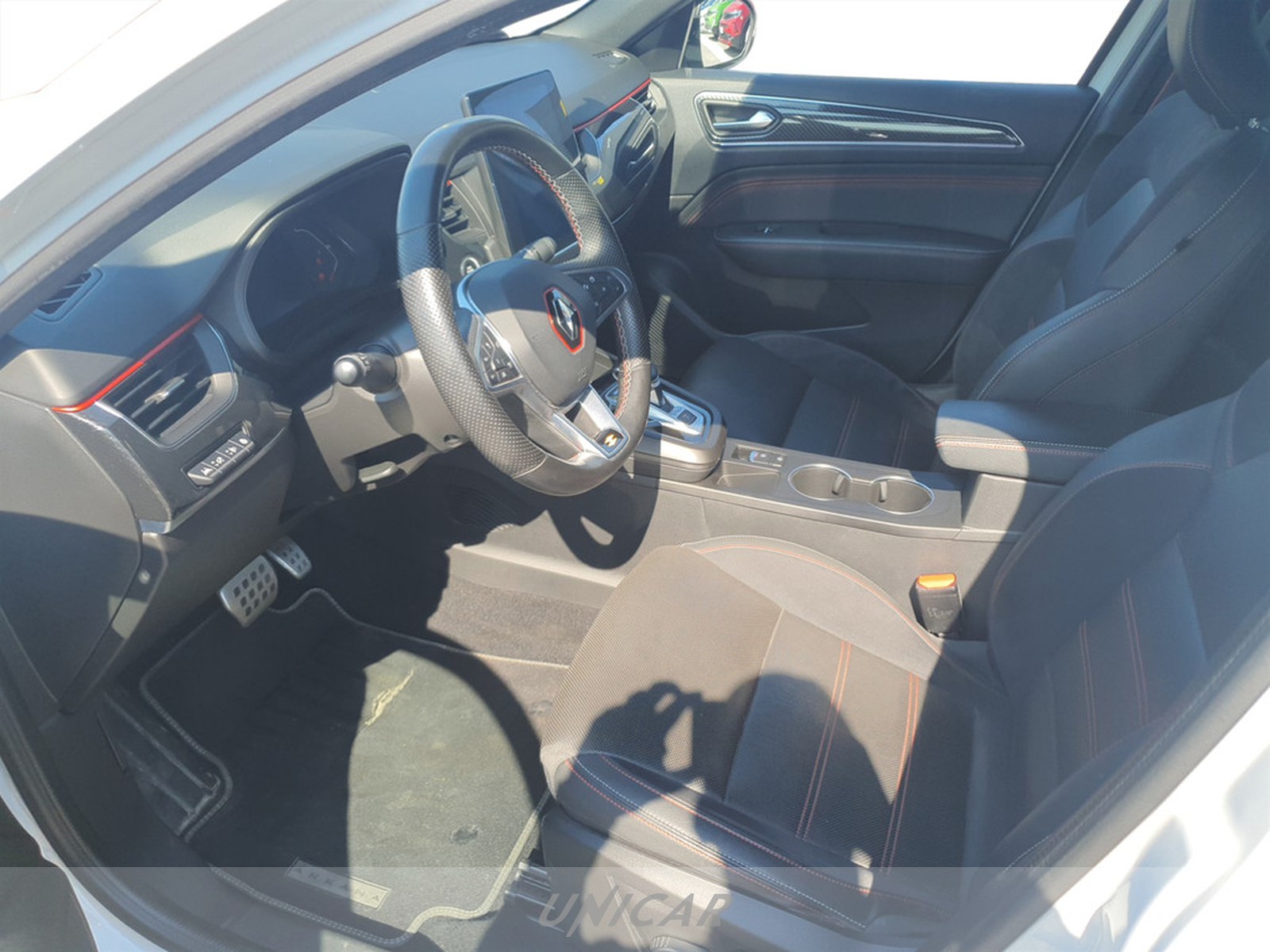 UNICAR Renault Arkana