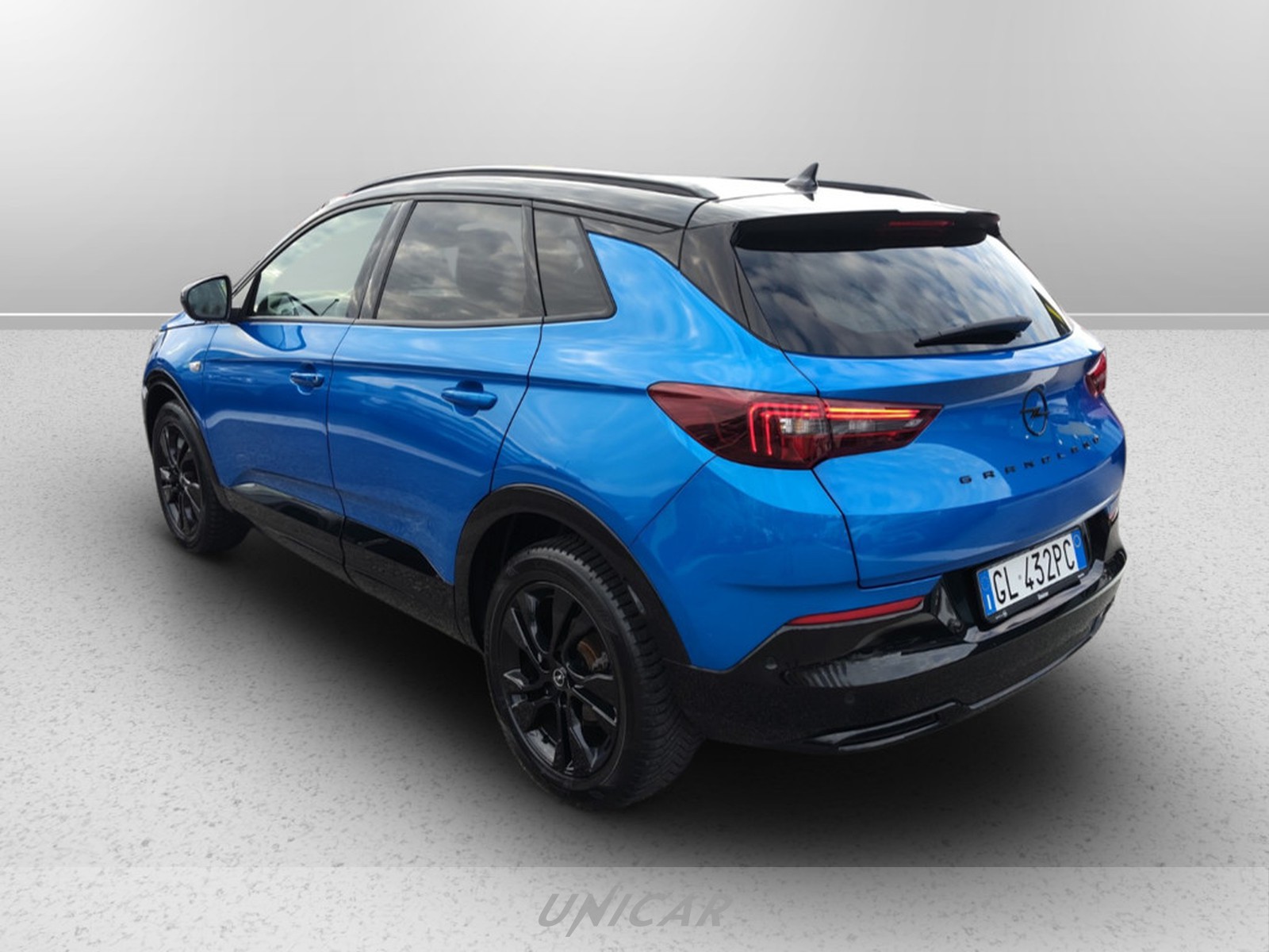 UNICAR Opel Grandland