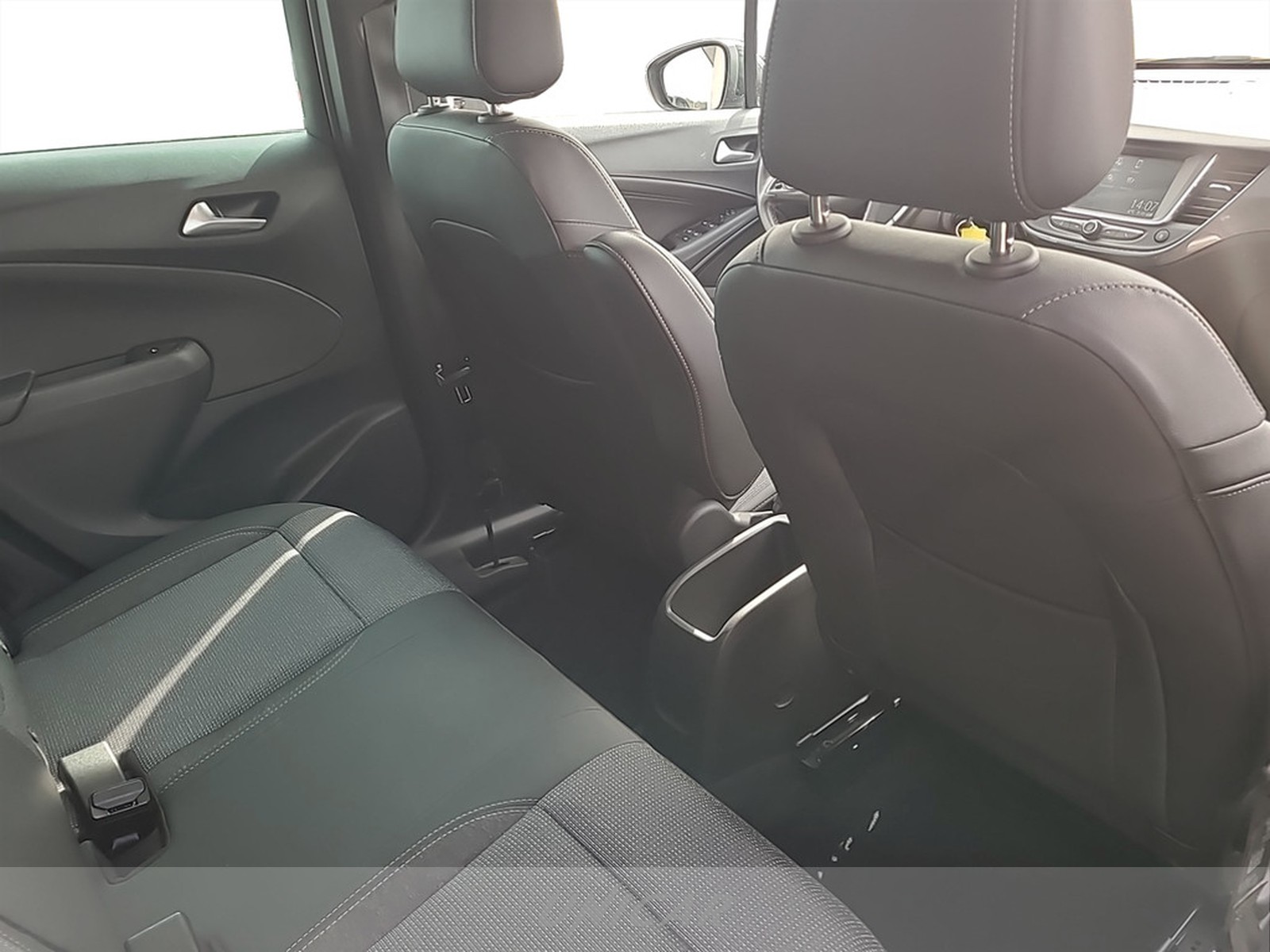 UNICAR Opel Crossland