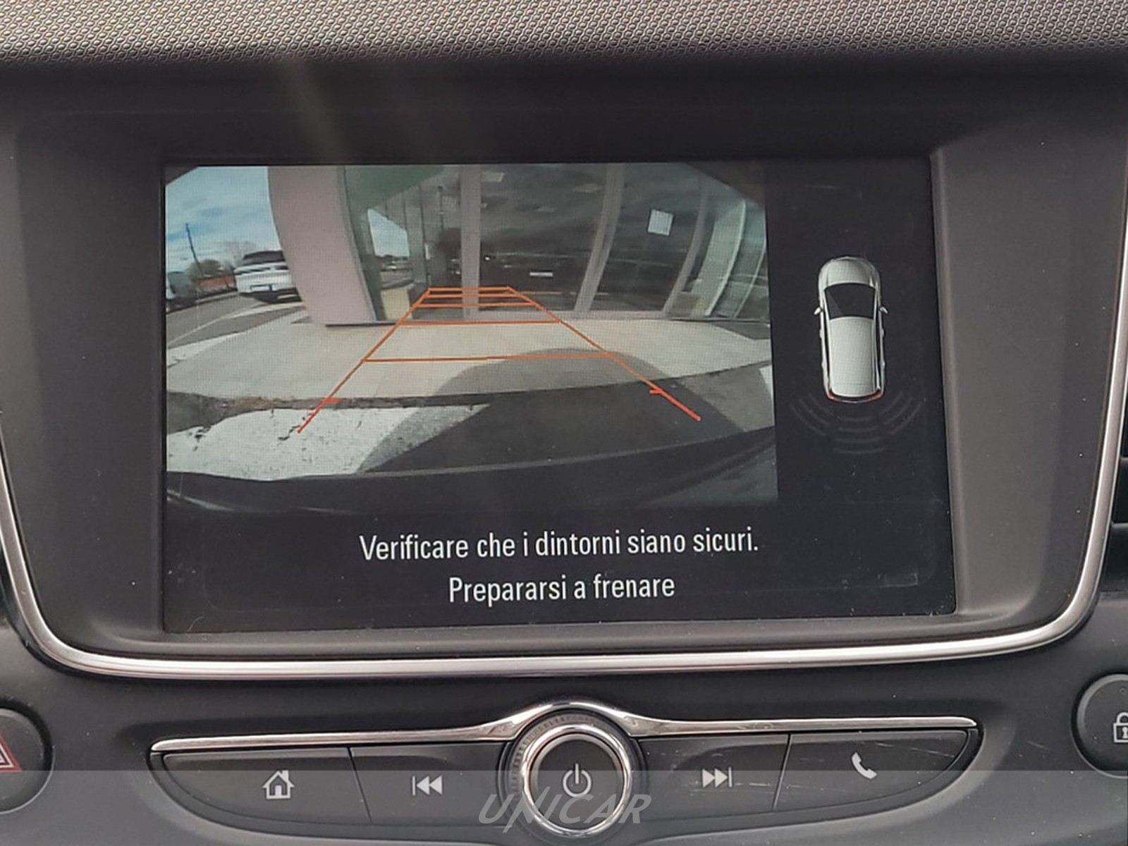 UNICAR Opel Crossland