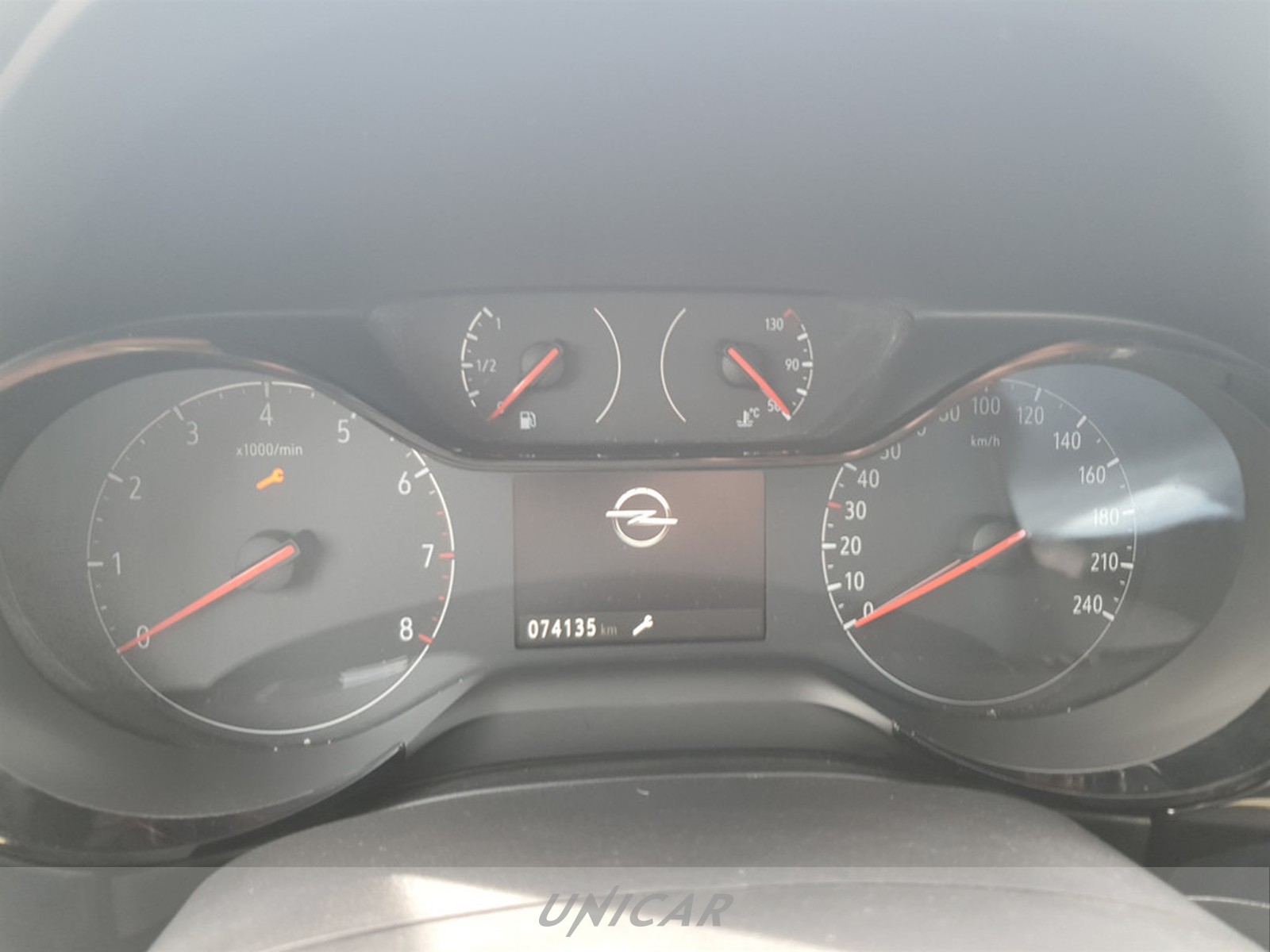 UNICAR Opel Corsa